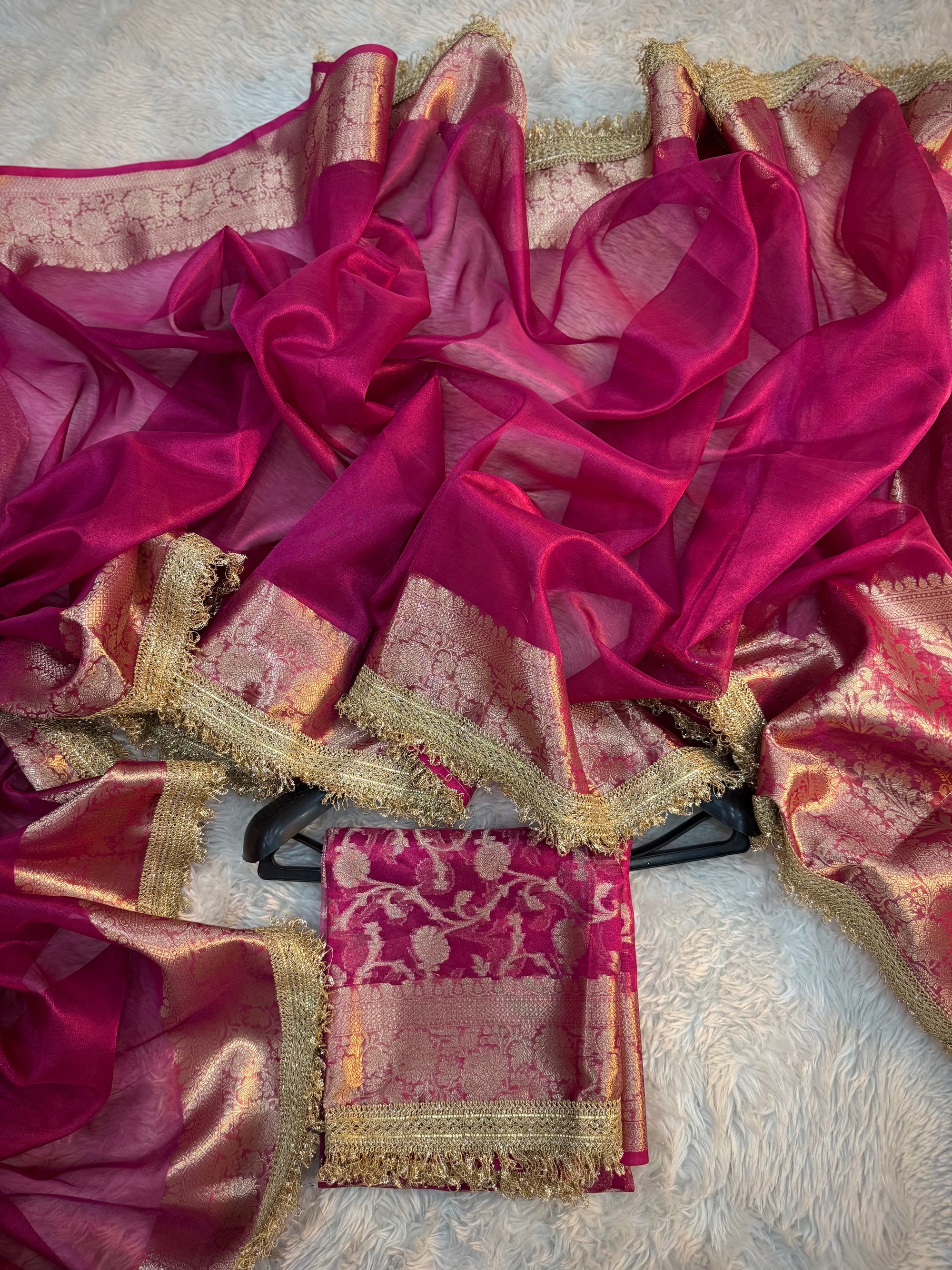 PREMIUM RASPBERRY PINK SHADE SOFT TISSUE SILK SAREE WITH LACE ATTACHED