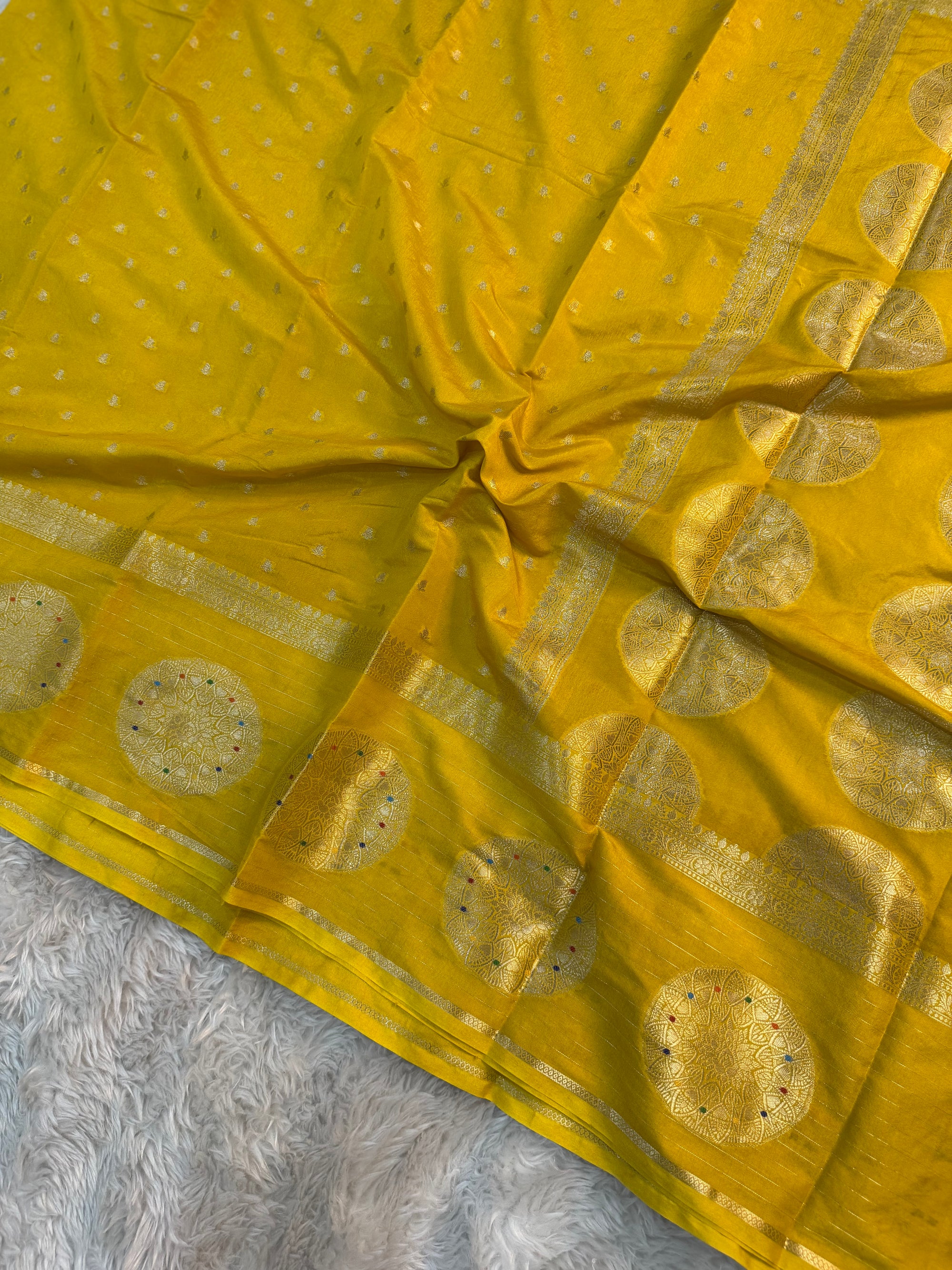 PREMIUM YELLOW SHADE CHINIYA SILK SAREE