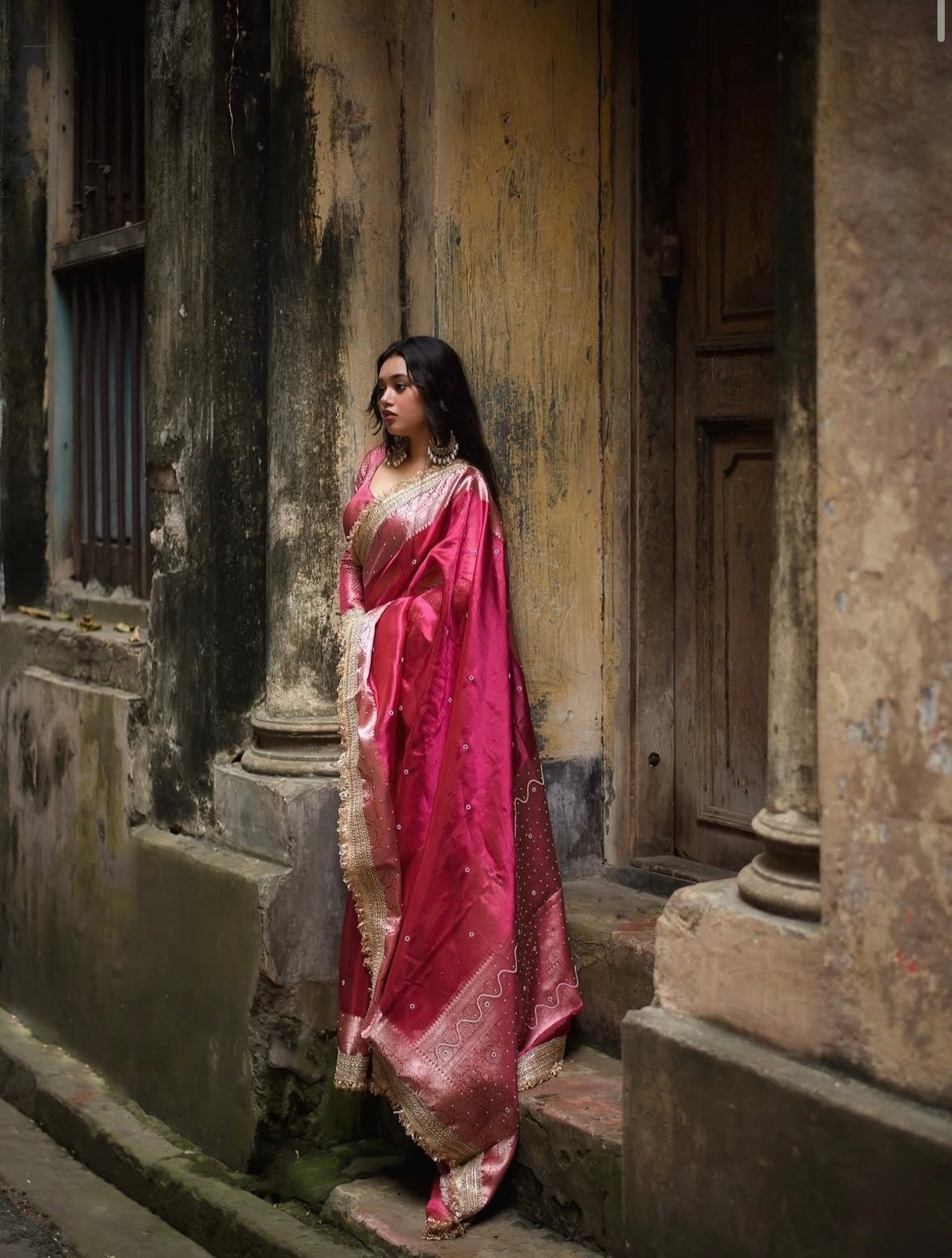 EXCLUSIVE HOT RANI SHADE SOFT TISSUE SILK SAREE DESIGNER HAND STONE WORK WITH LACE ATTACHED