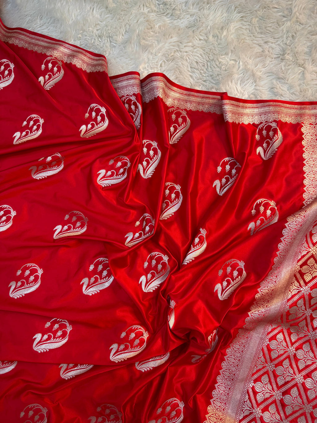 PREMIUM BRIDAL RED SHADE SATIN MASHRU KATAN SILK SAREE