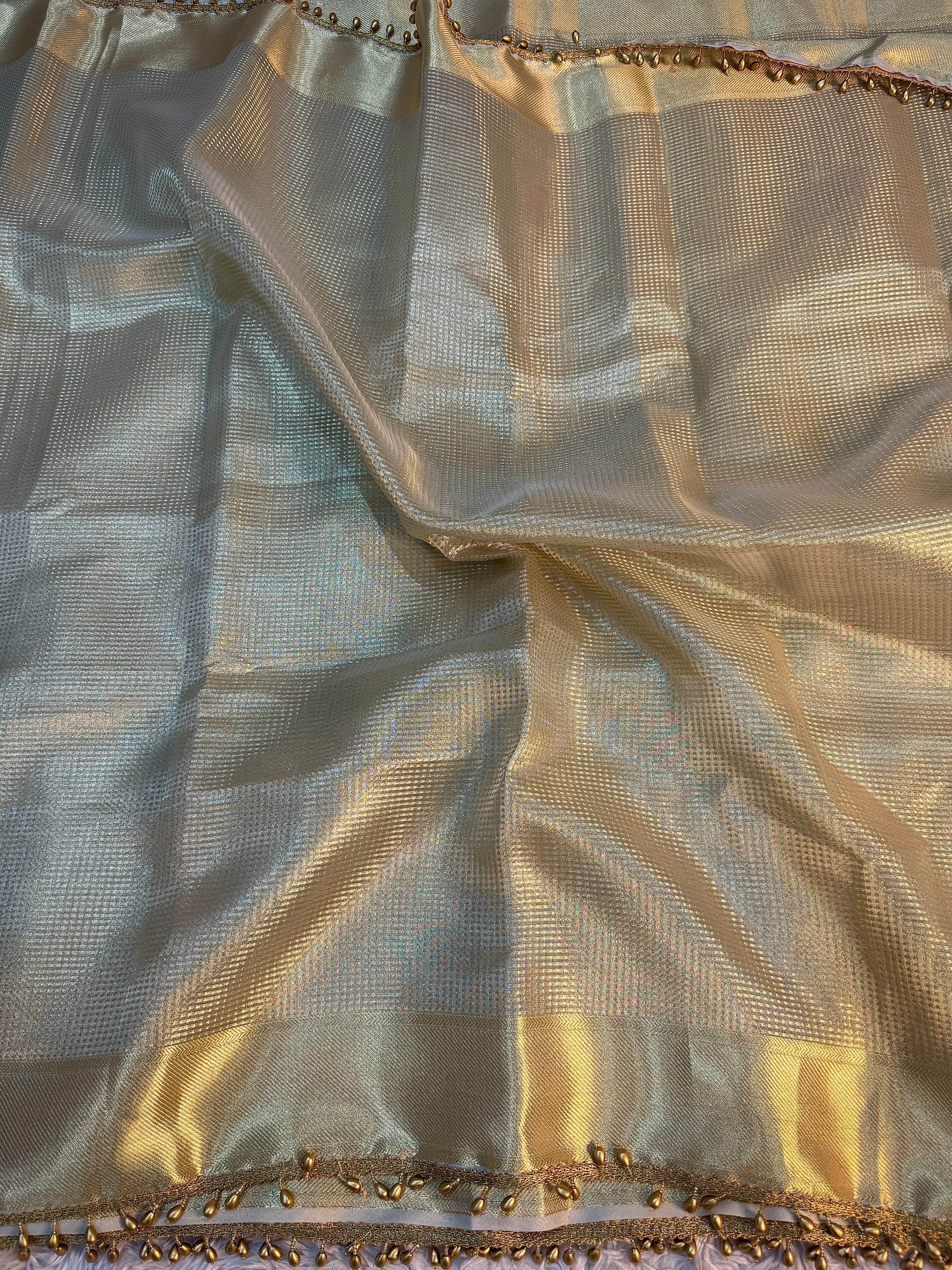 NAYANTARA MA’AM INSPIRED KANJIVERAM TISSUE SILK SAREE WITH LACE ATTACHED