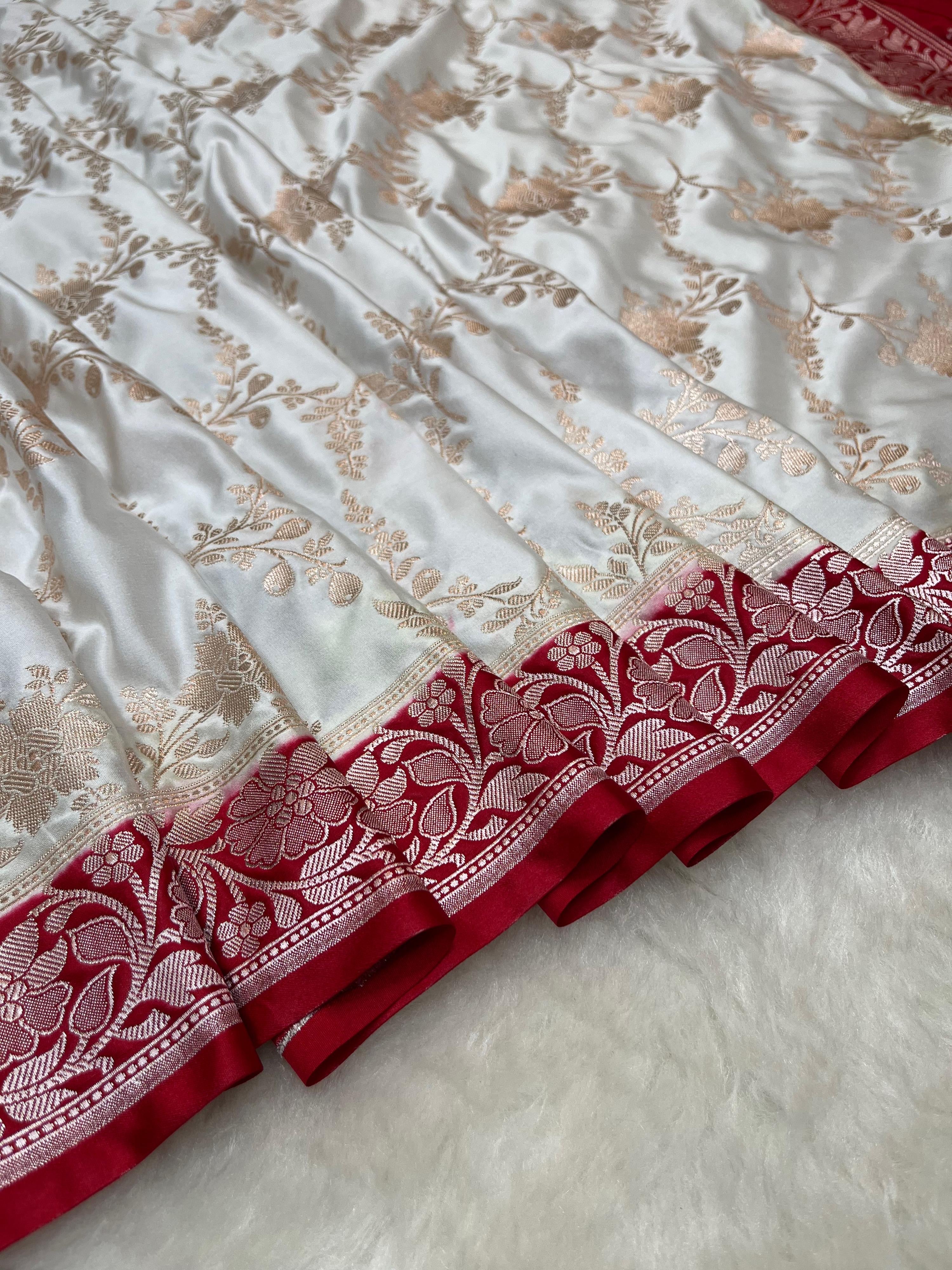 PREMIUM WHITE AND RED SHADE SATIN MASHRU KATAN SILK SAREE