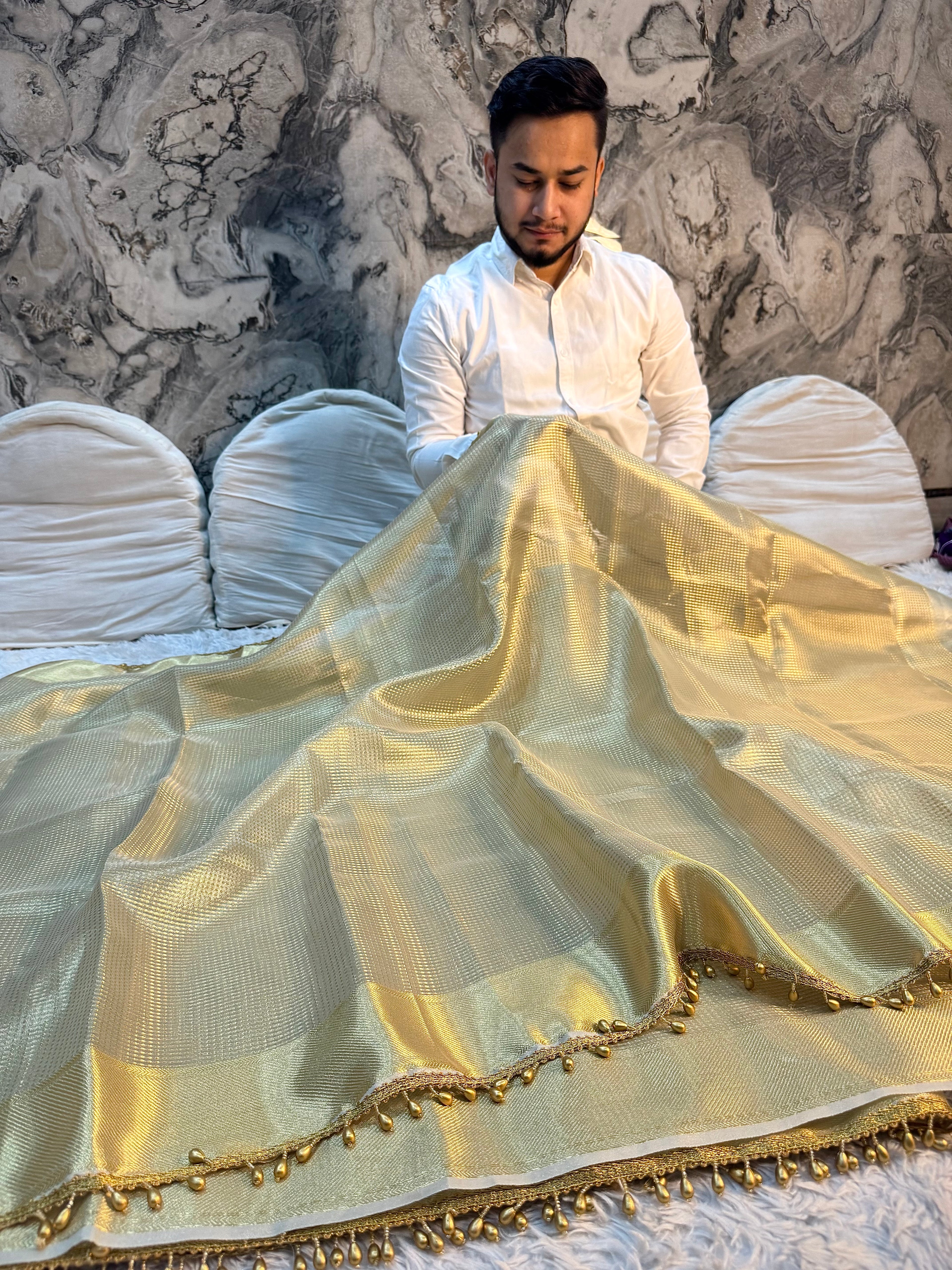 NAYANTARA MA’AM INSPIRED KANJIVERAM TISSUE SILK SAREE WITH LACE ATTACHED