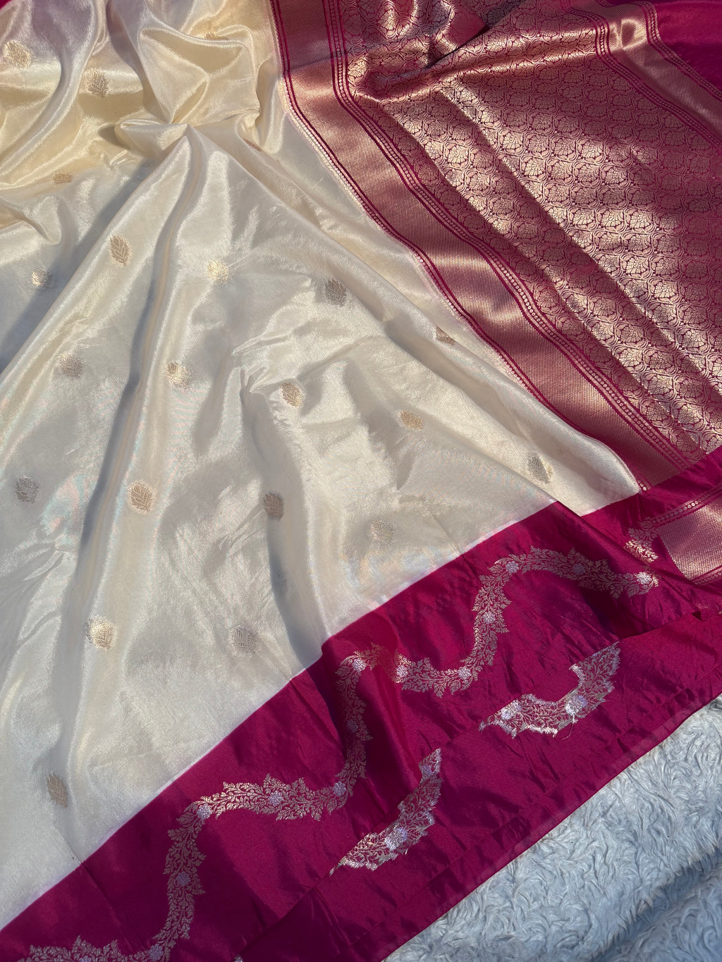 PREMIUM OFF WHITE WITH WINE SHADE BANARASI VISCOSE SILK WITH SATIN BORDER