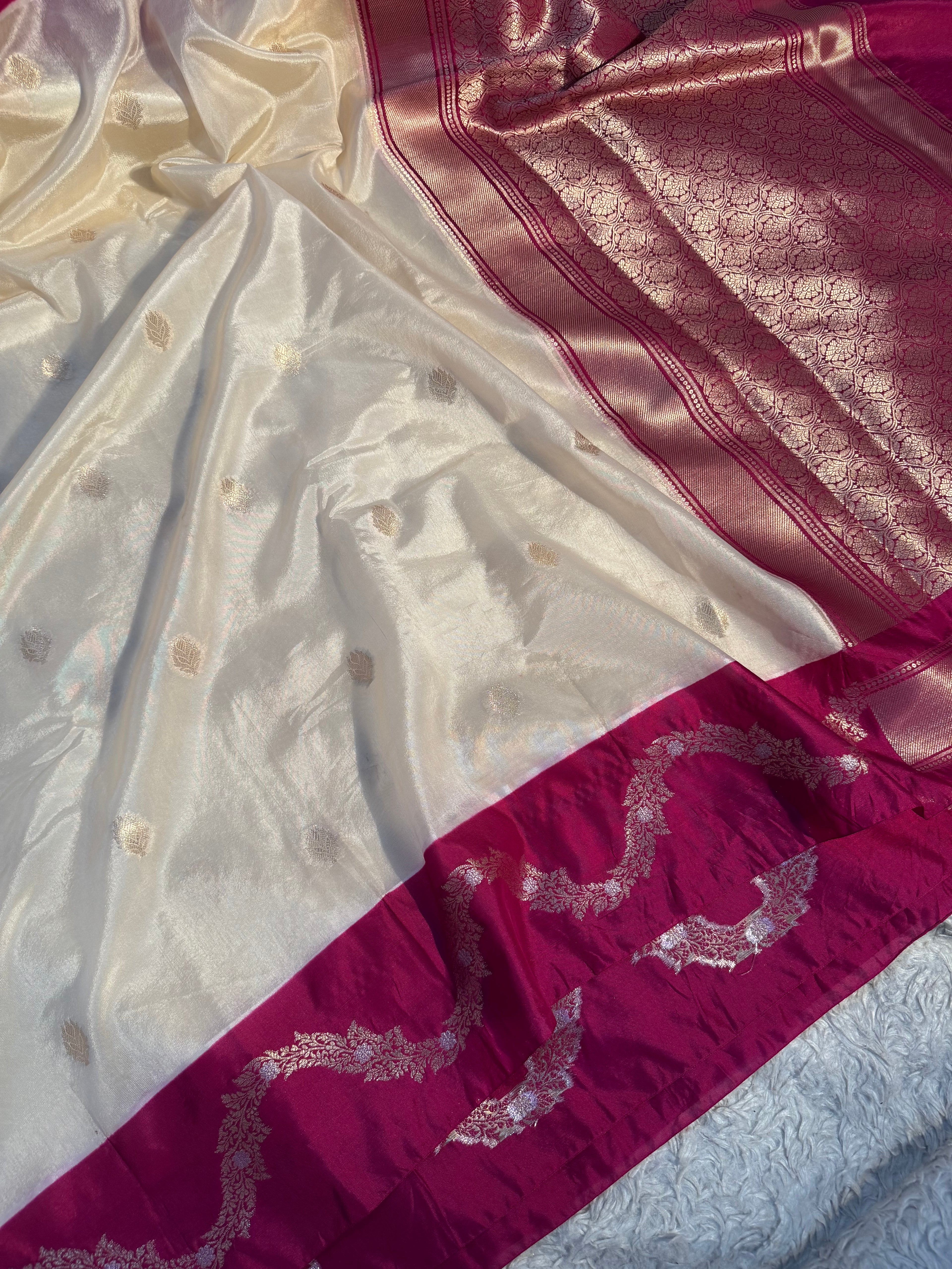 PREMIUM OFF WHITE WITH WINE SHADE BANARASI VISCOSE SILK WITH SATIN BORDER