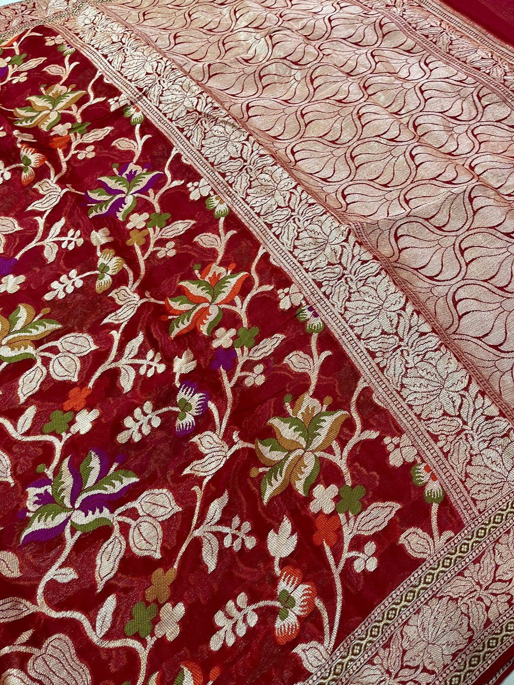 PREMIUM BLOOD RED SHADE PURE KHADDI GEORGETTE SILK SAREE WITH BEAUTIFUL HAND-BRUSH