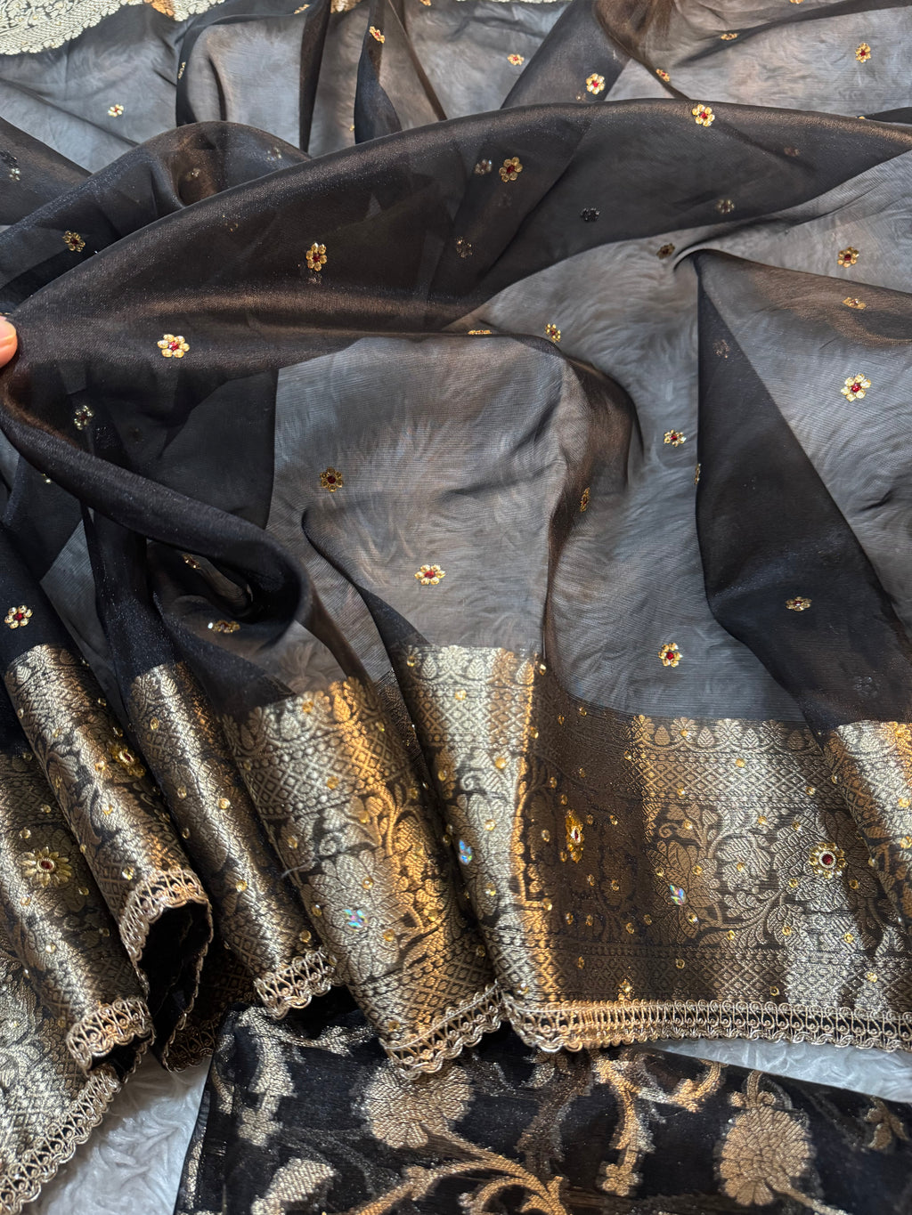 EXCLUSIVE HOT BLACK SHADE SOFT TISSUE SILK SAREE DESIGNER HAND STONE WORK WITH LACE ATTACHED