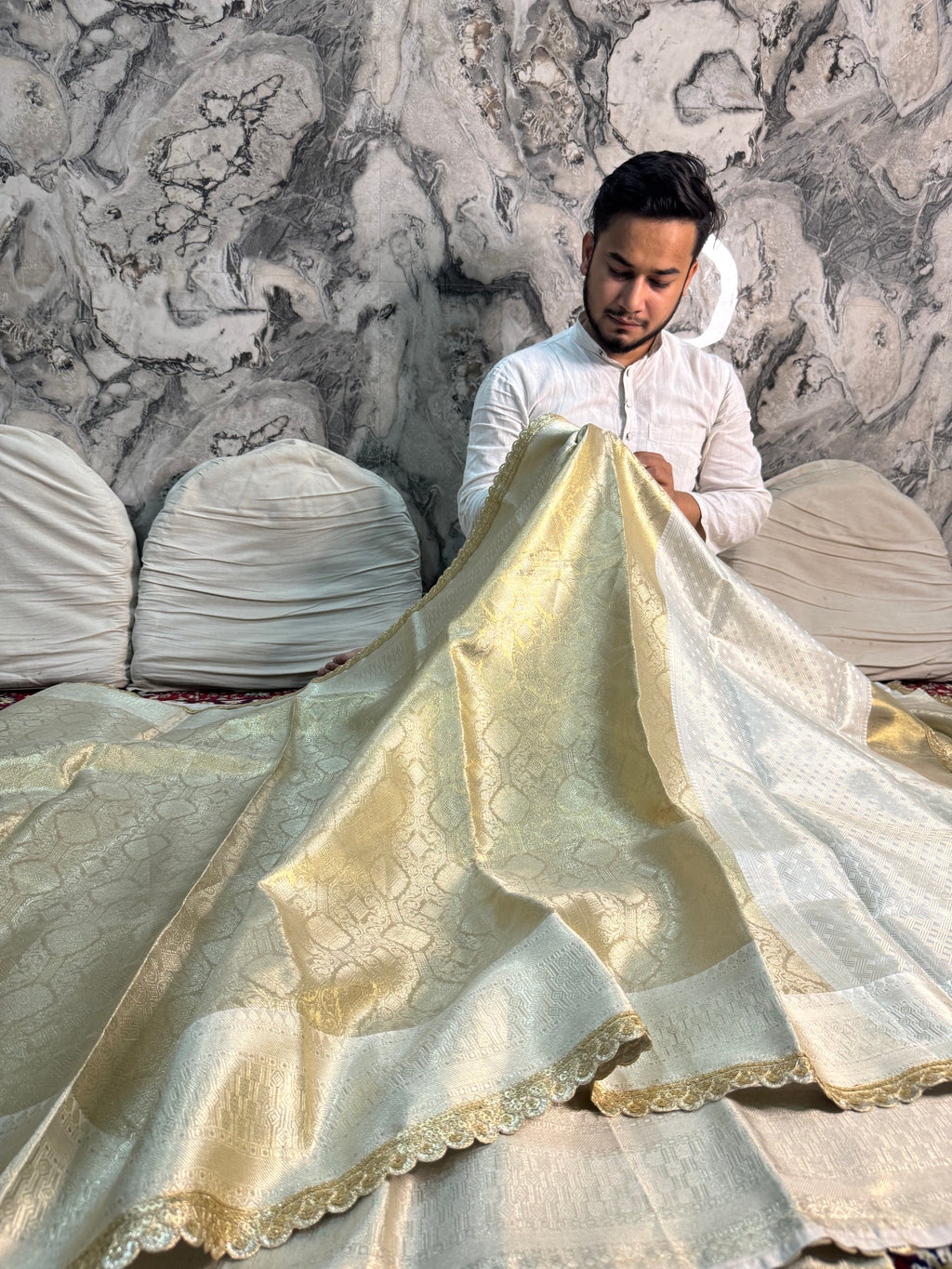 PREMIUM KANJIVERAM SOFT TISSUE SILK SAREE WITH LACE ATTACHED