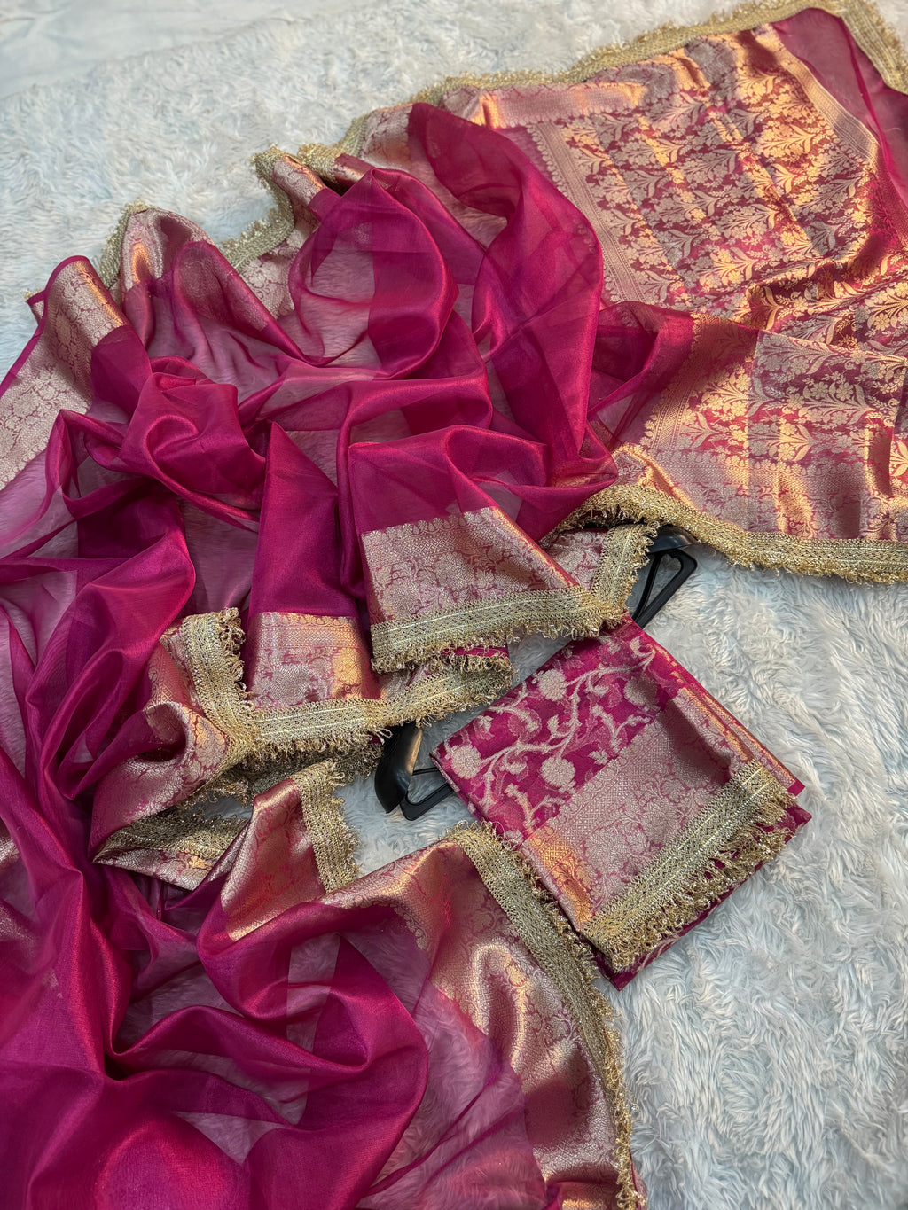 PREMIUM RASPBERRY PINK SHADE SOFT TISSUE SILK SAREE WITH LACE ATTACHED
