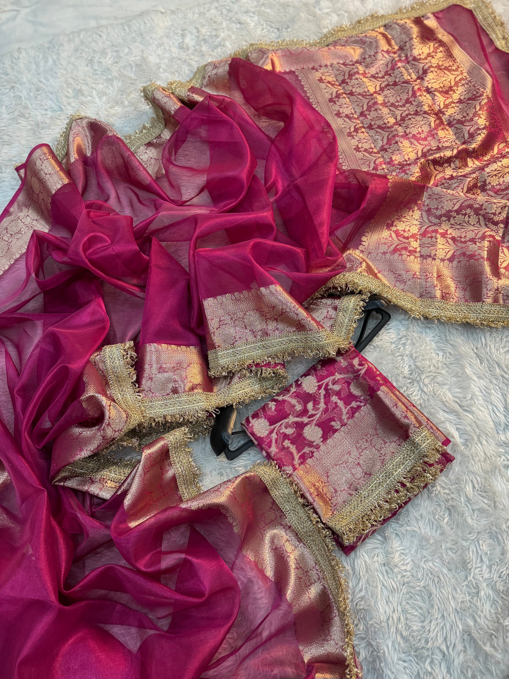 PREMIUM RASPBERRY PINK SHADE SOFT TISSUE SILK SAREE WITH LACE ATTACHED