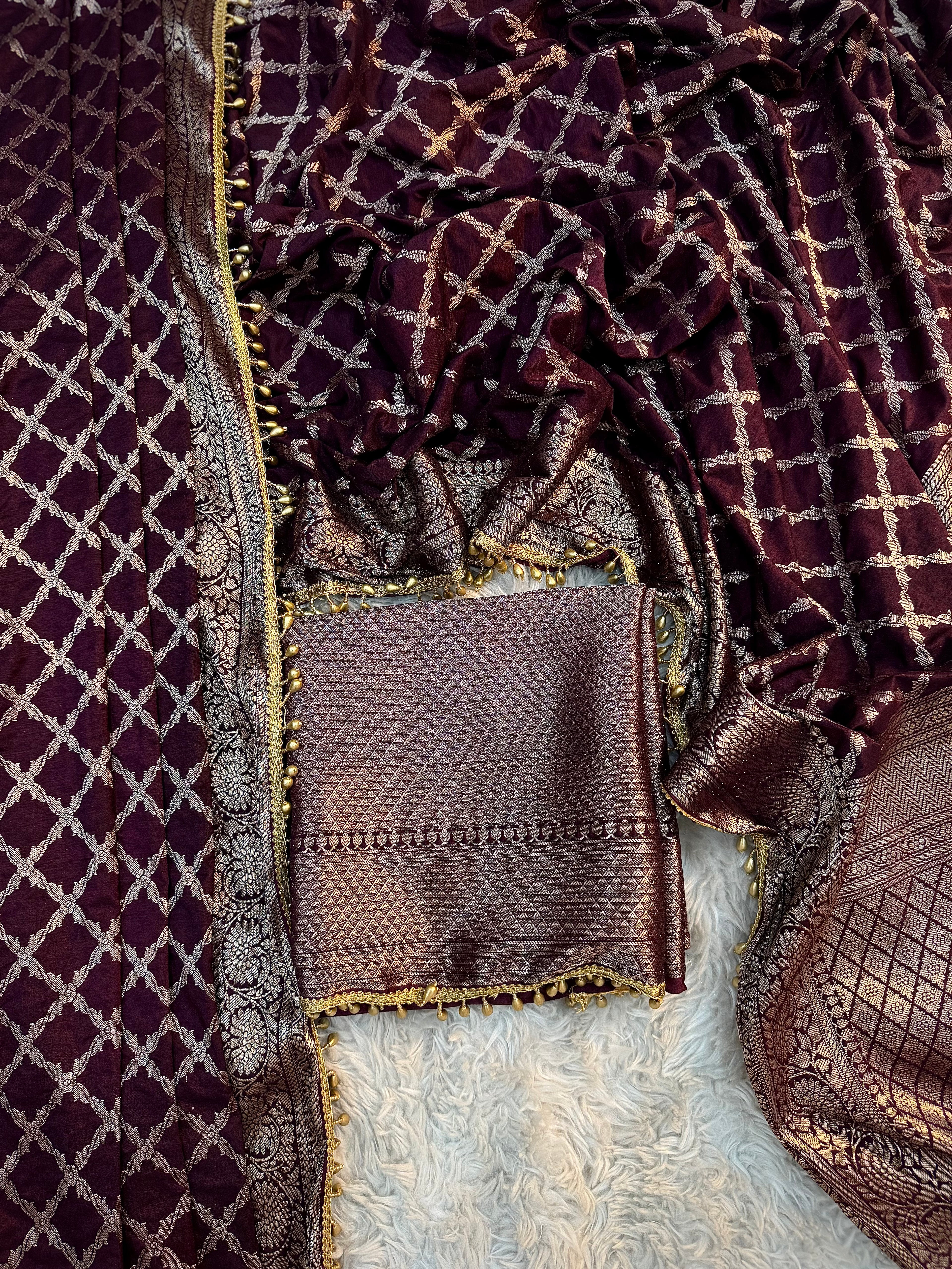 PREMIUM WINE SHADE GEORGETTE KATAN SILK SAREE WITH LACE ATTACHED