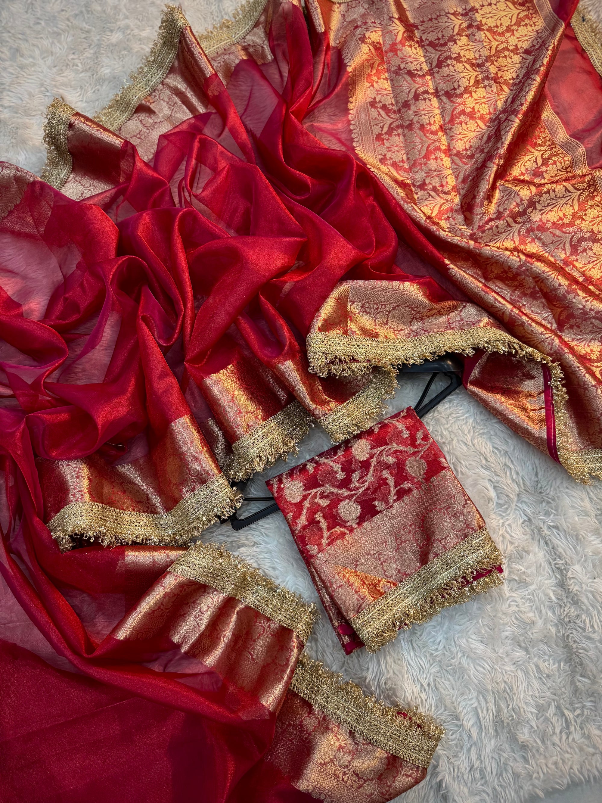 PREMIUM BRIDAL RED SHADE SOFT TISSUE SILK SAREE WITH LACE ATTACHED