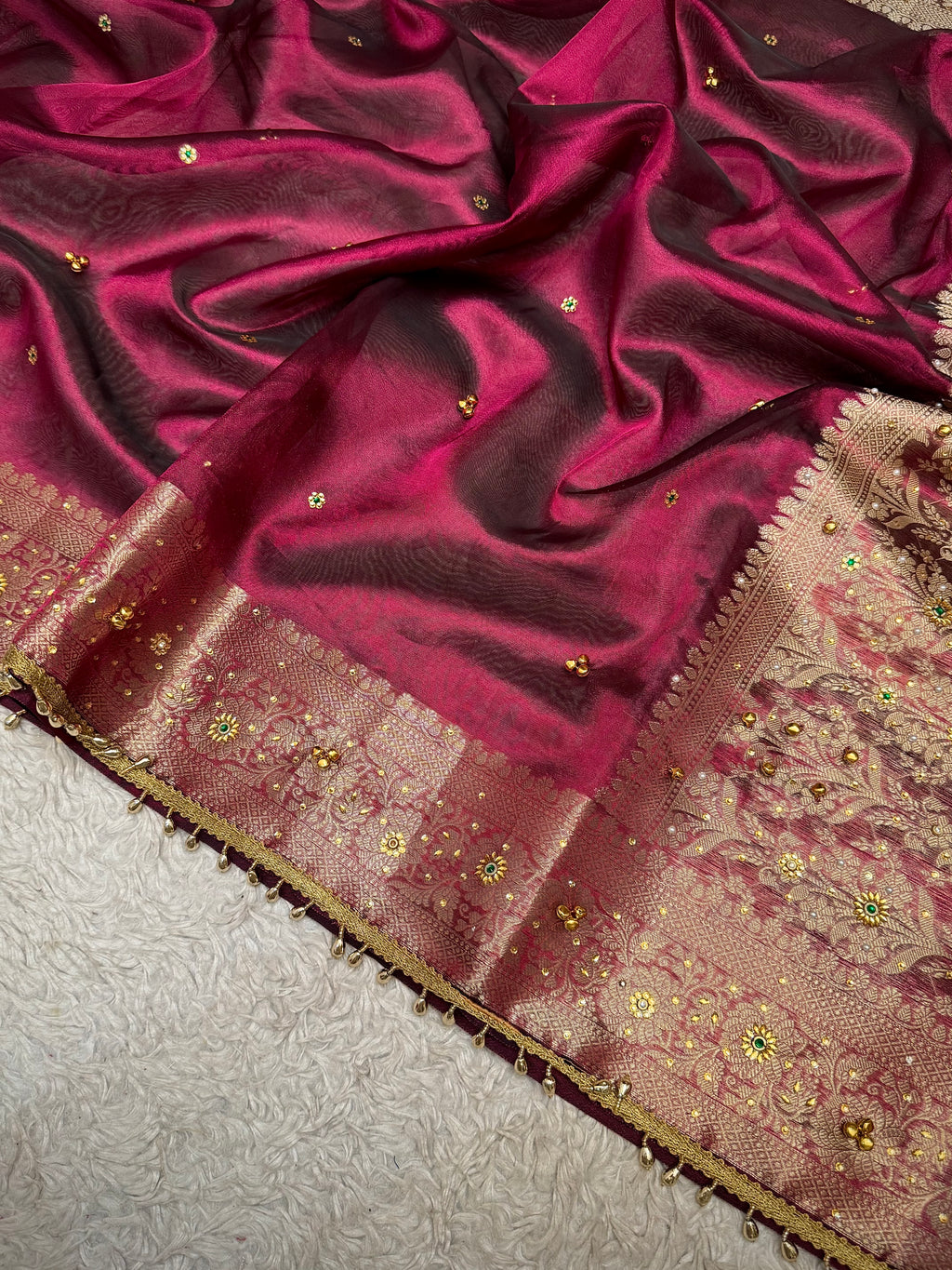 PREMIUM WINE SHADE GHUNGROO WORK SOFT BANARASI TISSUE SILK DESIGNER SAREE