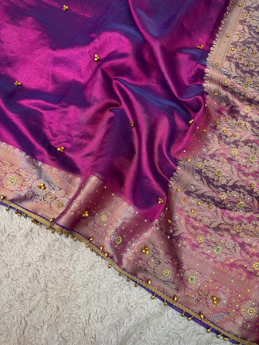 PREMIUM BAIGANI DUAL SHADE GHUNGROO WORK SOFT BANARASI TISSUE SILK DESIGNER SAREE