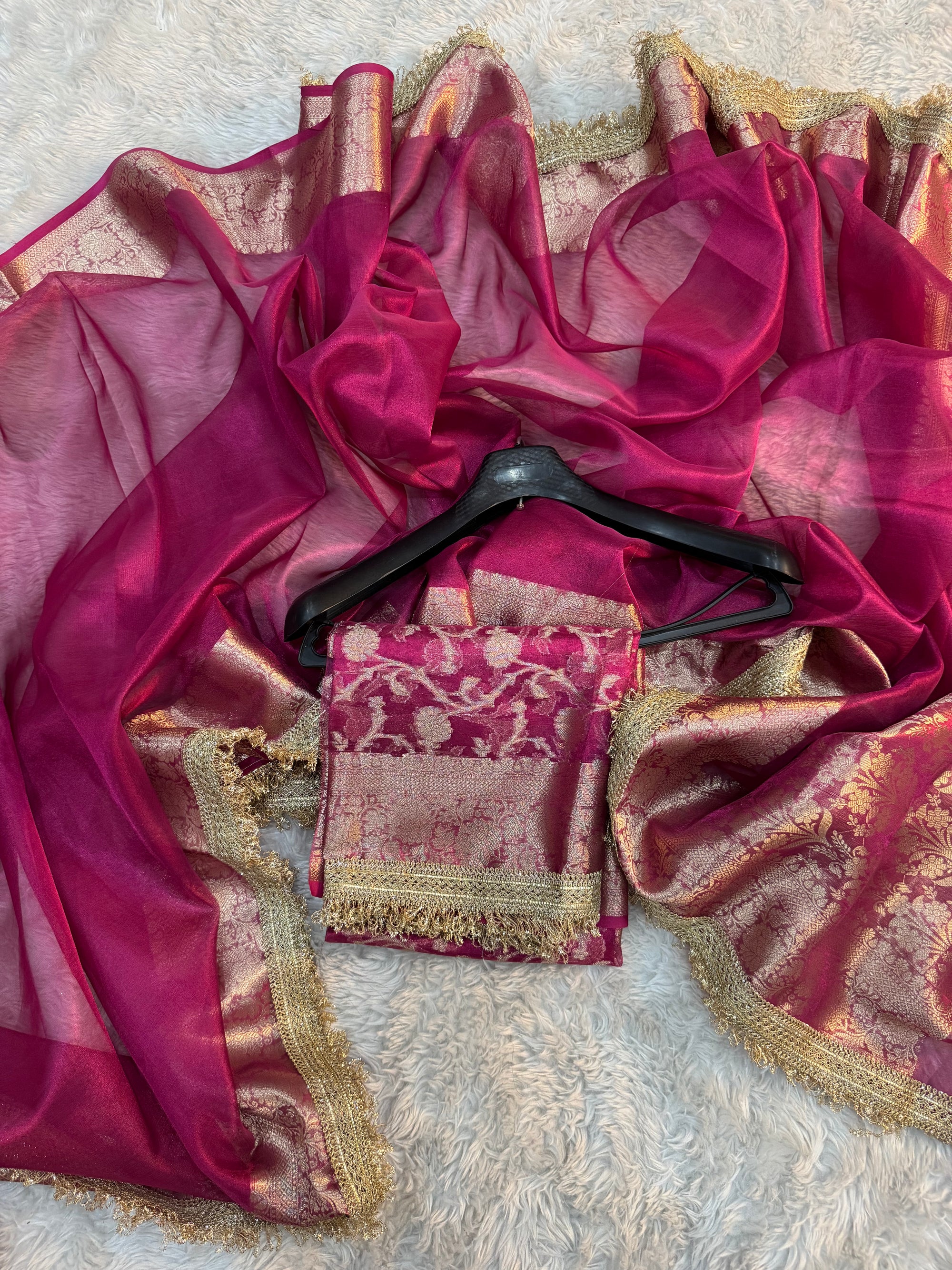 PREMIUM RASPBERRY PINK SHADE SOFT TISSUE SILK SAREE WITH LACE ATTACHED