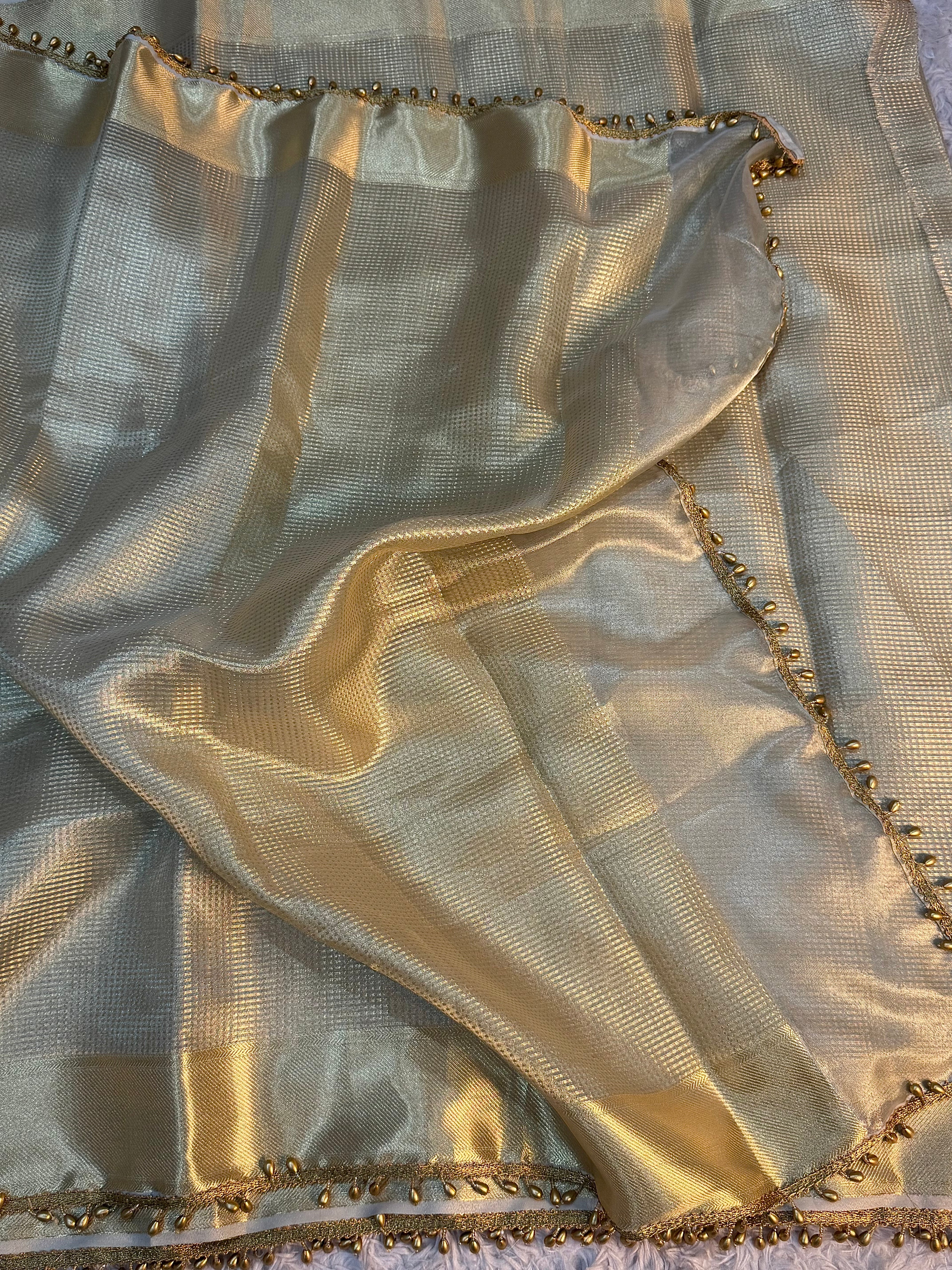 NAYANTARA MA’AM INSPIRED KANJIVERAM TISSUE SILK SAREE WITH LACE ATTACHED