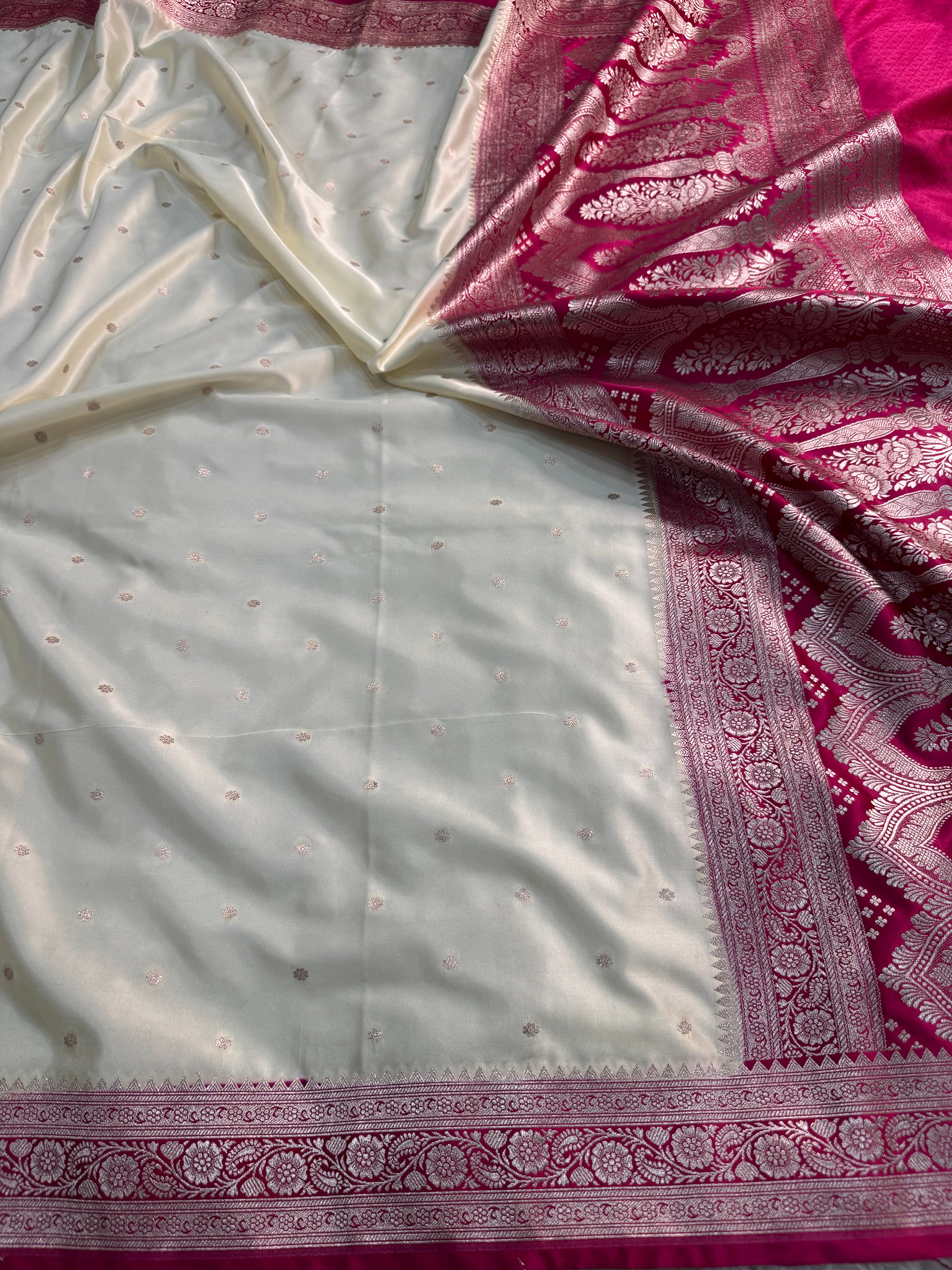 PREMIUM OFF WHITE AND RANI SHADE MASHRU KATAN SILK SAREE