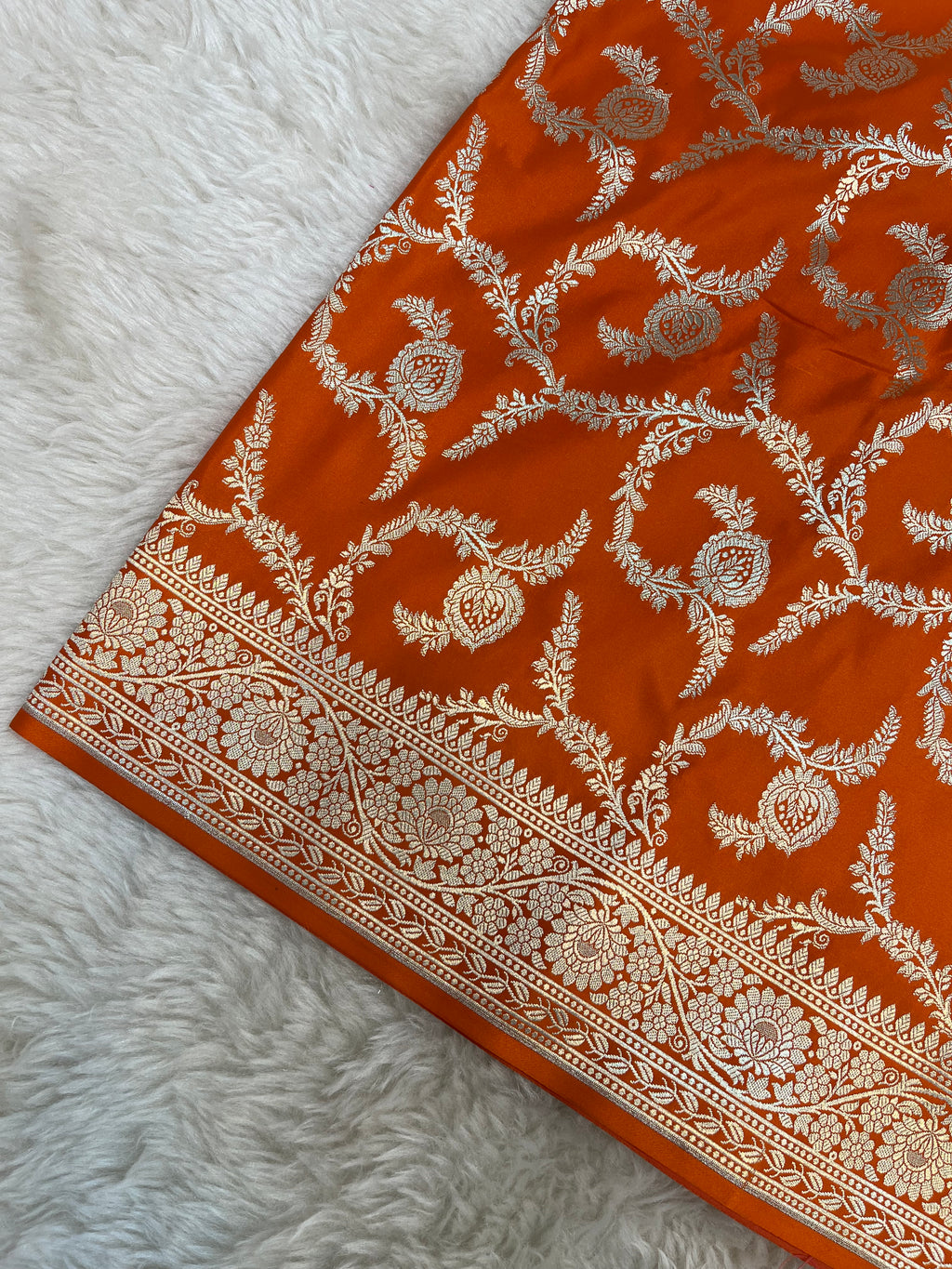 PREMIUM ORANGE SHADE MASHRU KATAN SILK JAAL DESIGN WEAVE SAREE