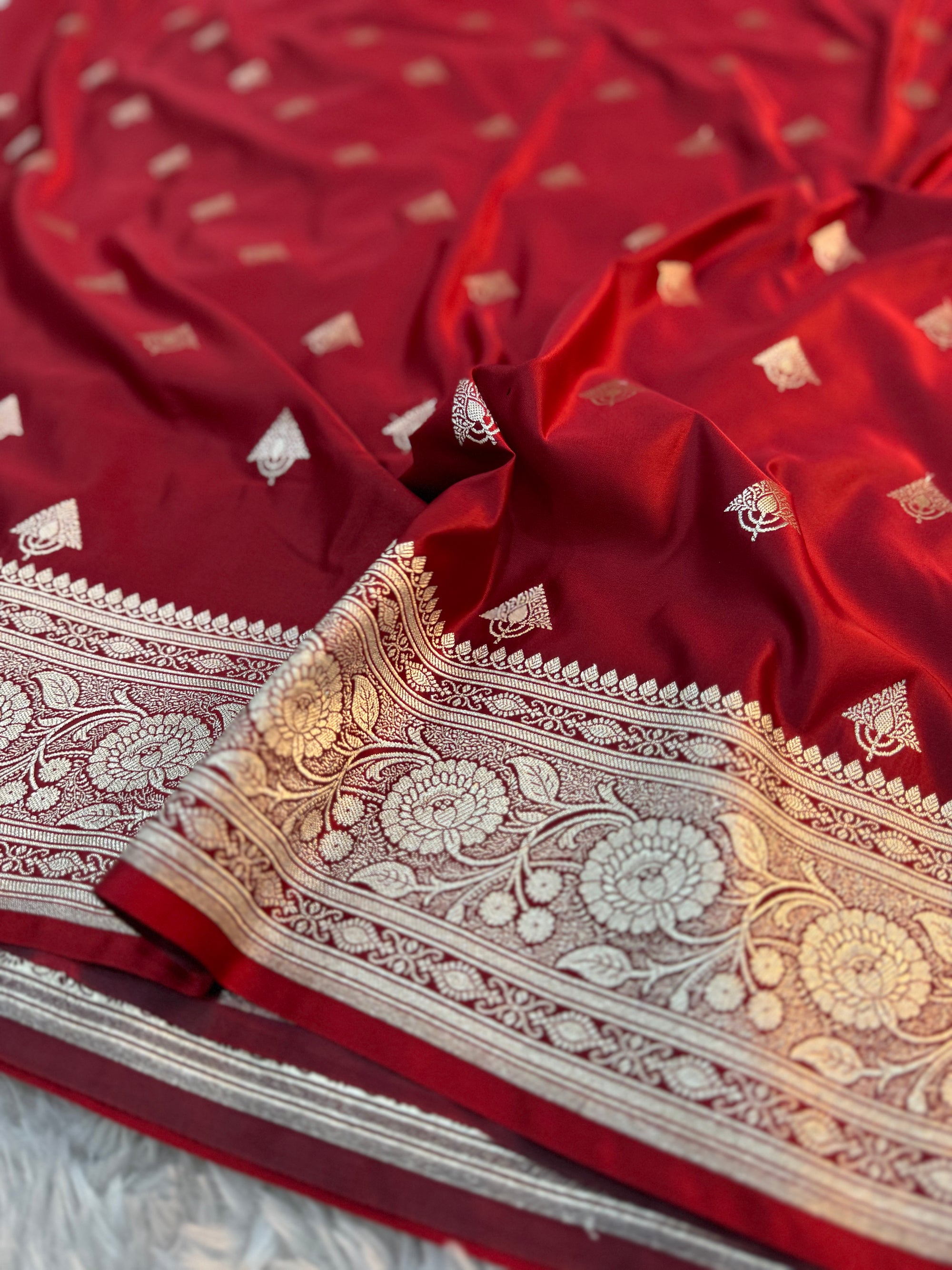 PREMIUM BRIDAL RED SHADE MASHRU KATAN SILK SAREE