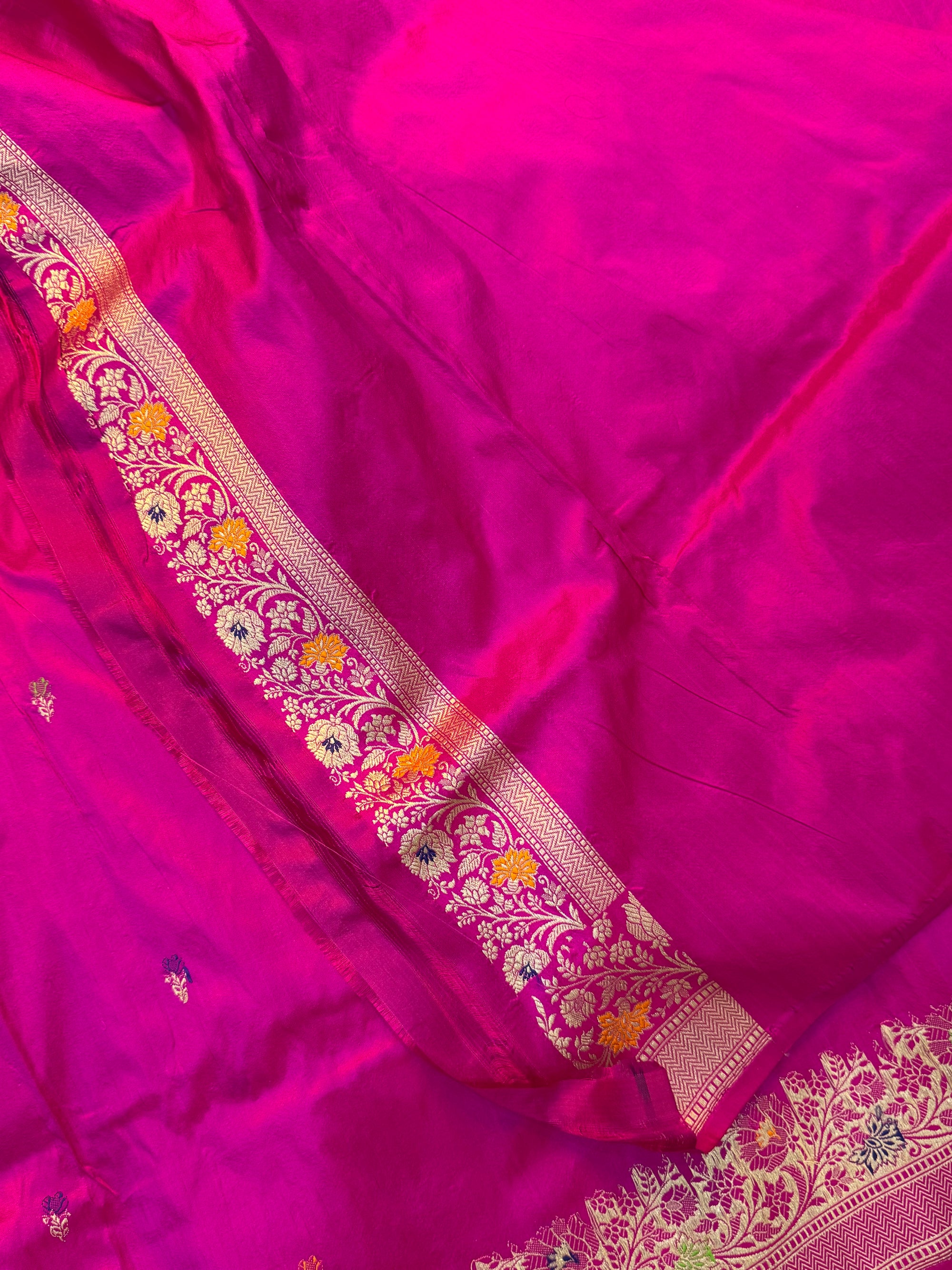 PURE RANI SHADE KATAN SILK KADHUWA BOOTI MEENAKARI SAREE