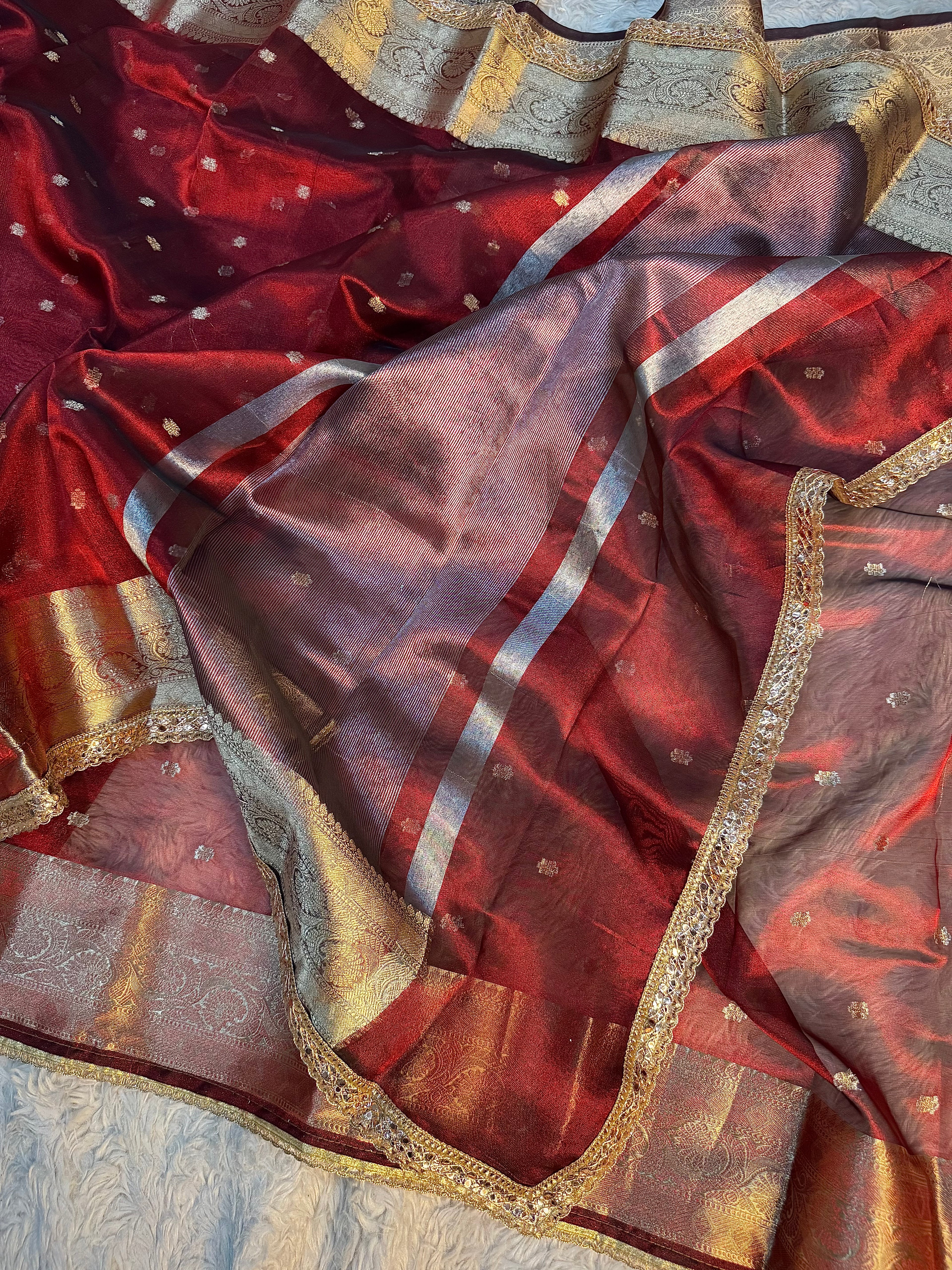 *DHOOP CHHAON* PREMIUM MAROON DESIGNER TISSUE SILK BOOTI SAREE WITH LACE ATTACHED