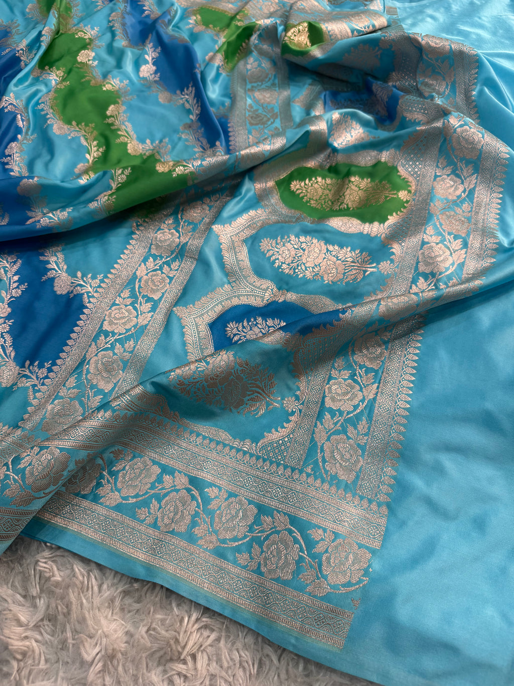 LUXURIOUS RANGKAT SHADE MASHRU KATAN SILK SAREE
