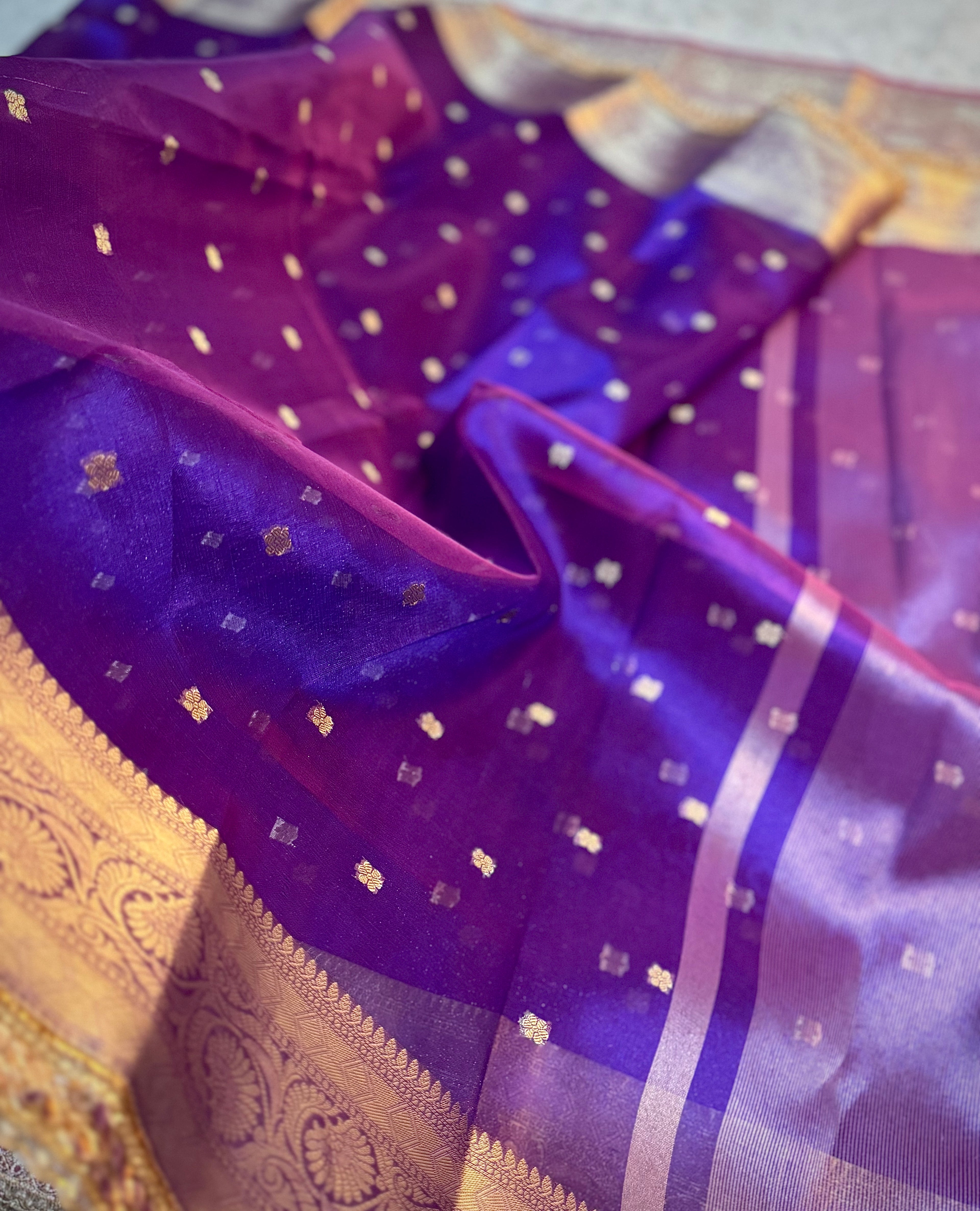 PREMIUM BAIGANI SHADE DESIGNER TISSUE SILK BOOTI SAREE WITH LACE ATTACHED