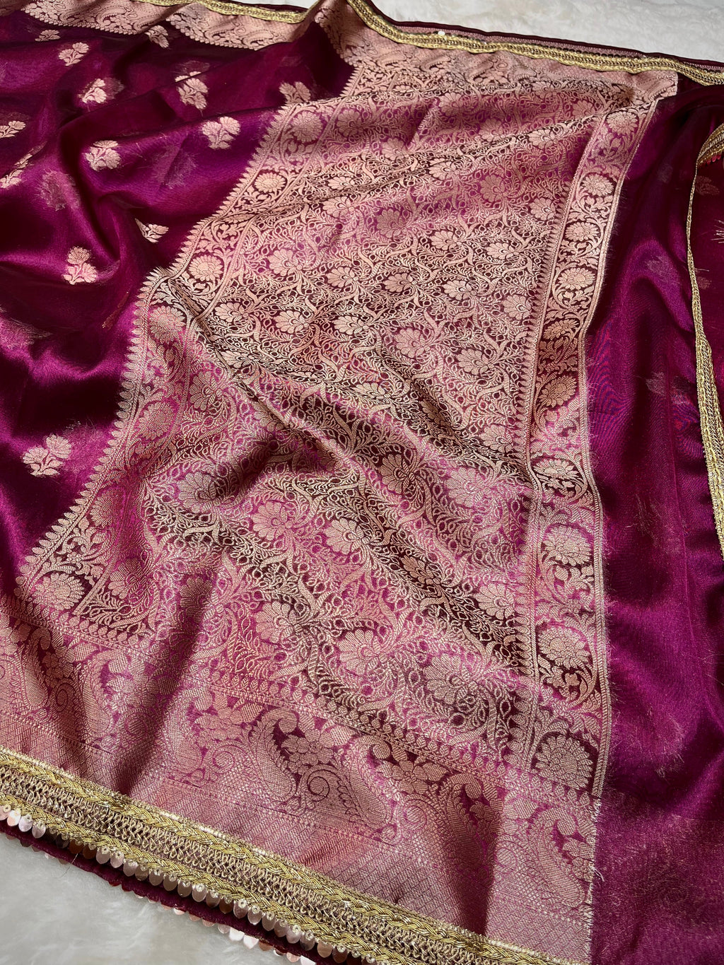 PREMIUM WINE SHADE DESIGNER TISSUE SILK BOOTI SAREE WITH LACE ATTACHED
