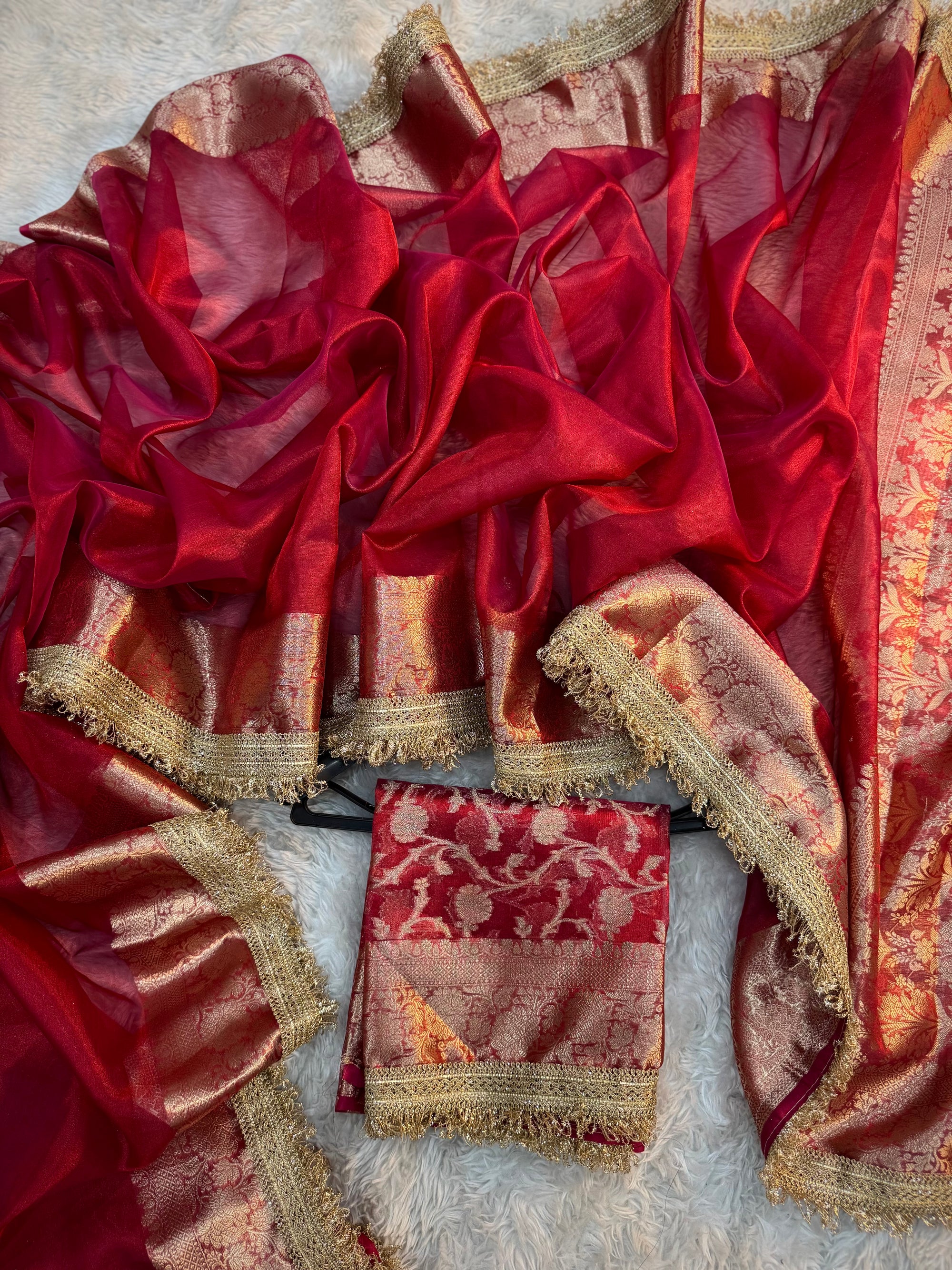 PREMIUM BRIDAL RED SHADE SOFT TISSUE SILK SAREE WITH LACE ATTACHED
