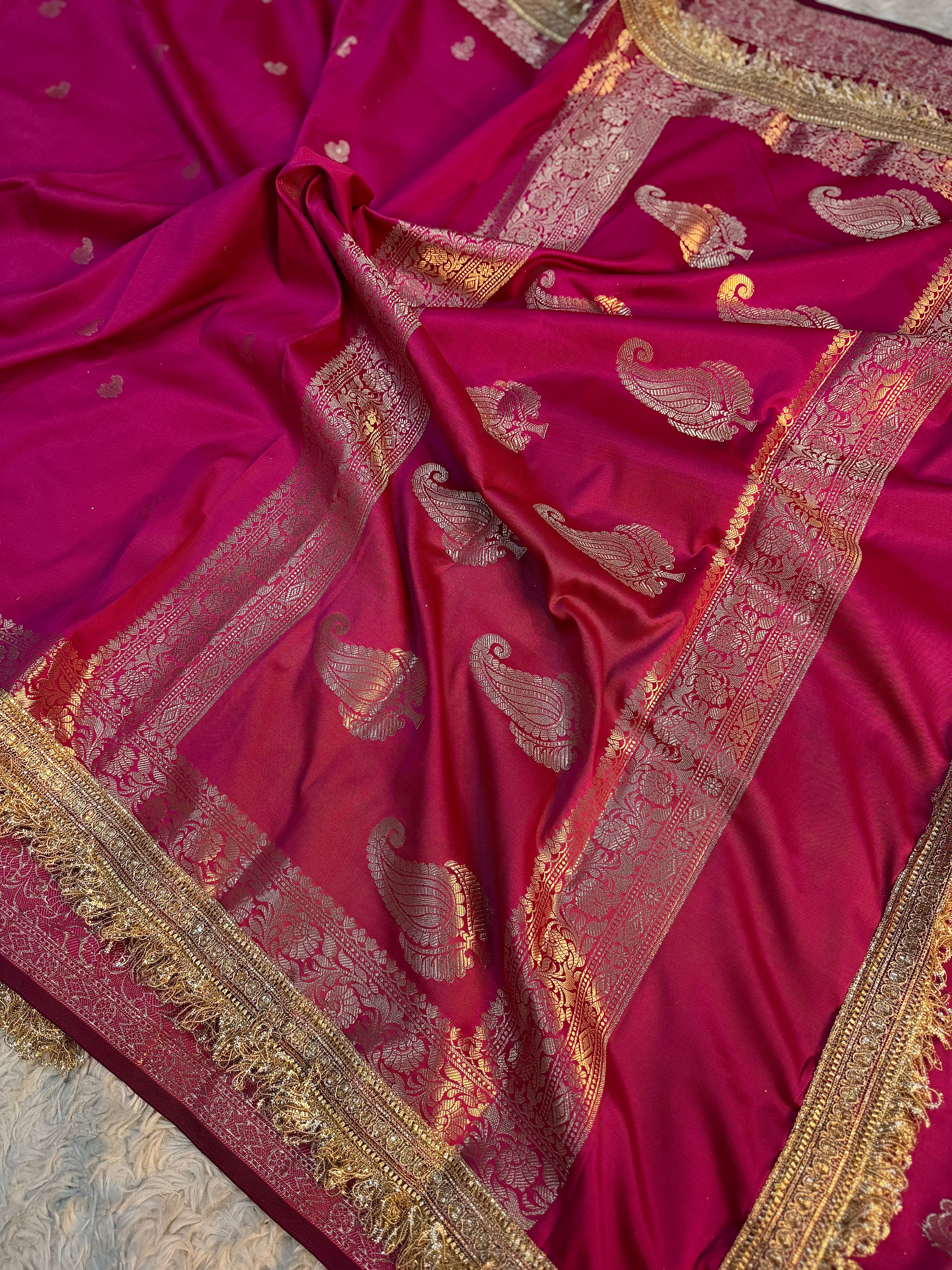 PREMIUM PINK SHADE BANARASI SOFT SILK SAREE WITH LACE ATTACHED