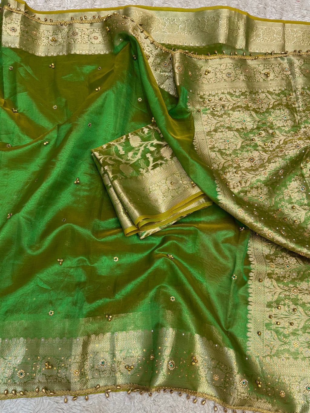 PREMIUM PARROT GREEN SHADE GHUNGROO WORK SOFT BANARASI TISSUE SILK DESIGNER SAREE