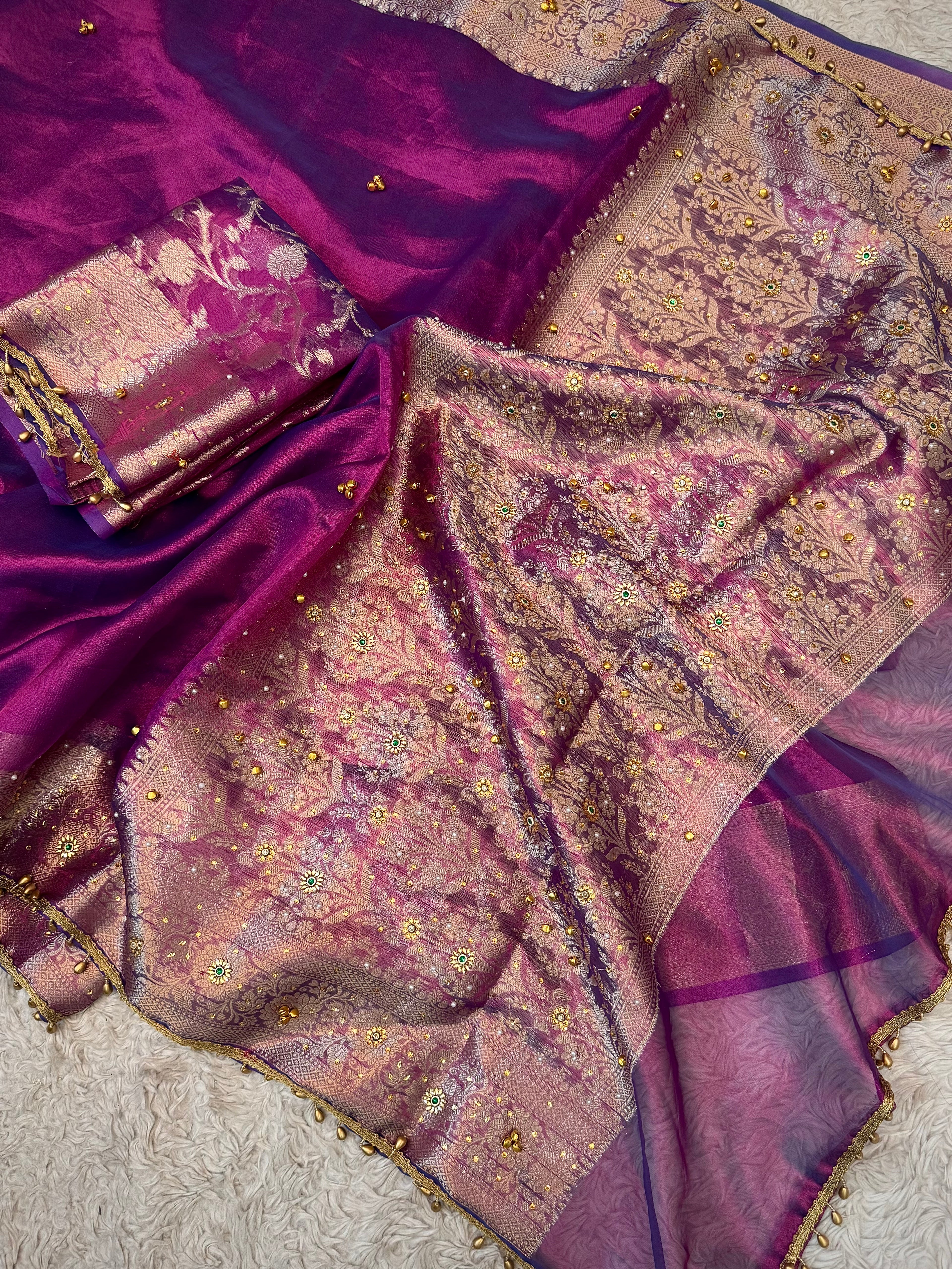PREMIUM BAIGANI DUAL SHADE GHUNGROO WORK SOFT BANARASI TISSUE SILK DESIGNER SAREE