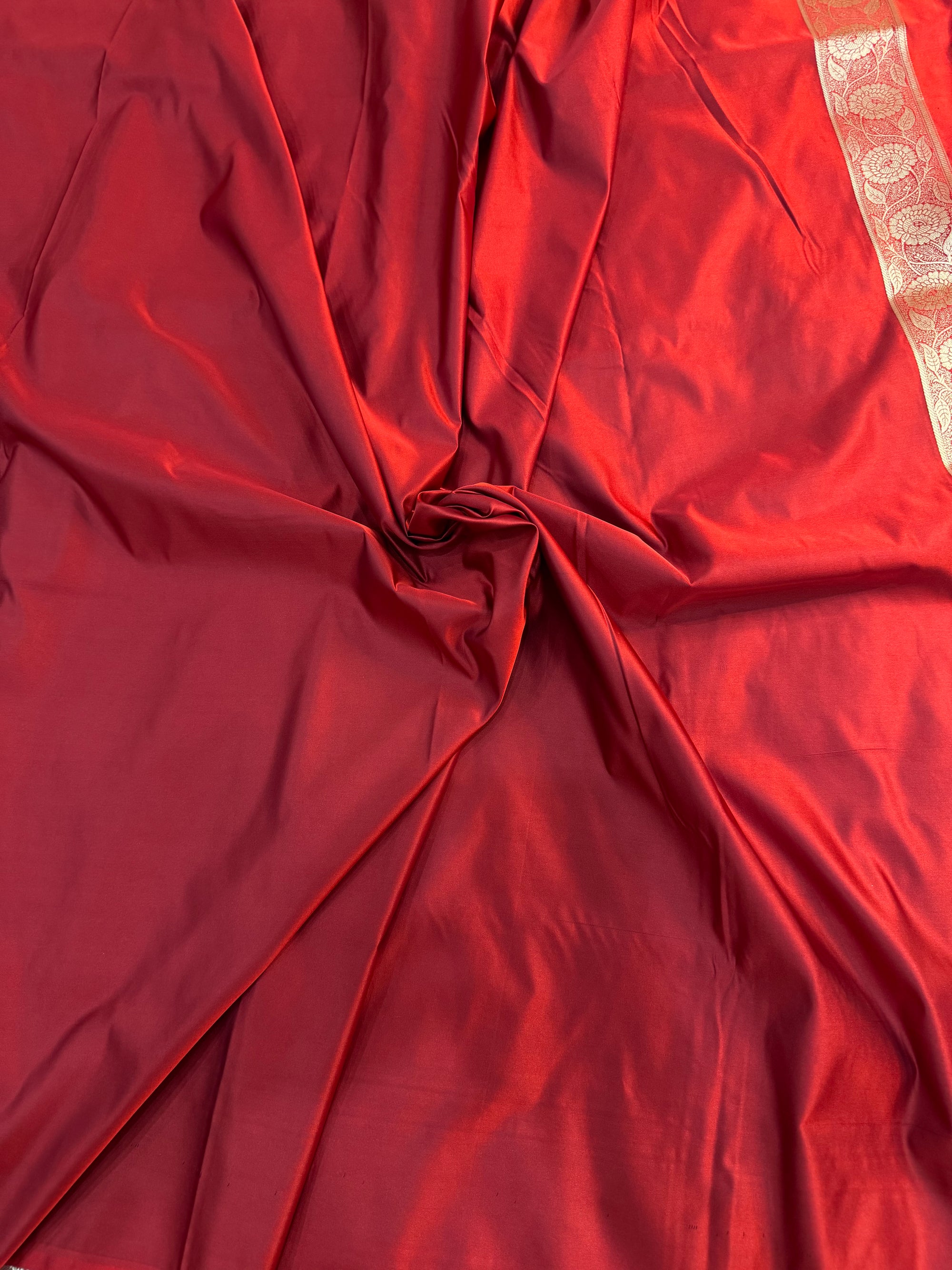 PREMIUM BRIDAL RED SHADE MASHRU KATAN SILK SAREE