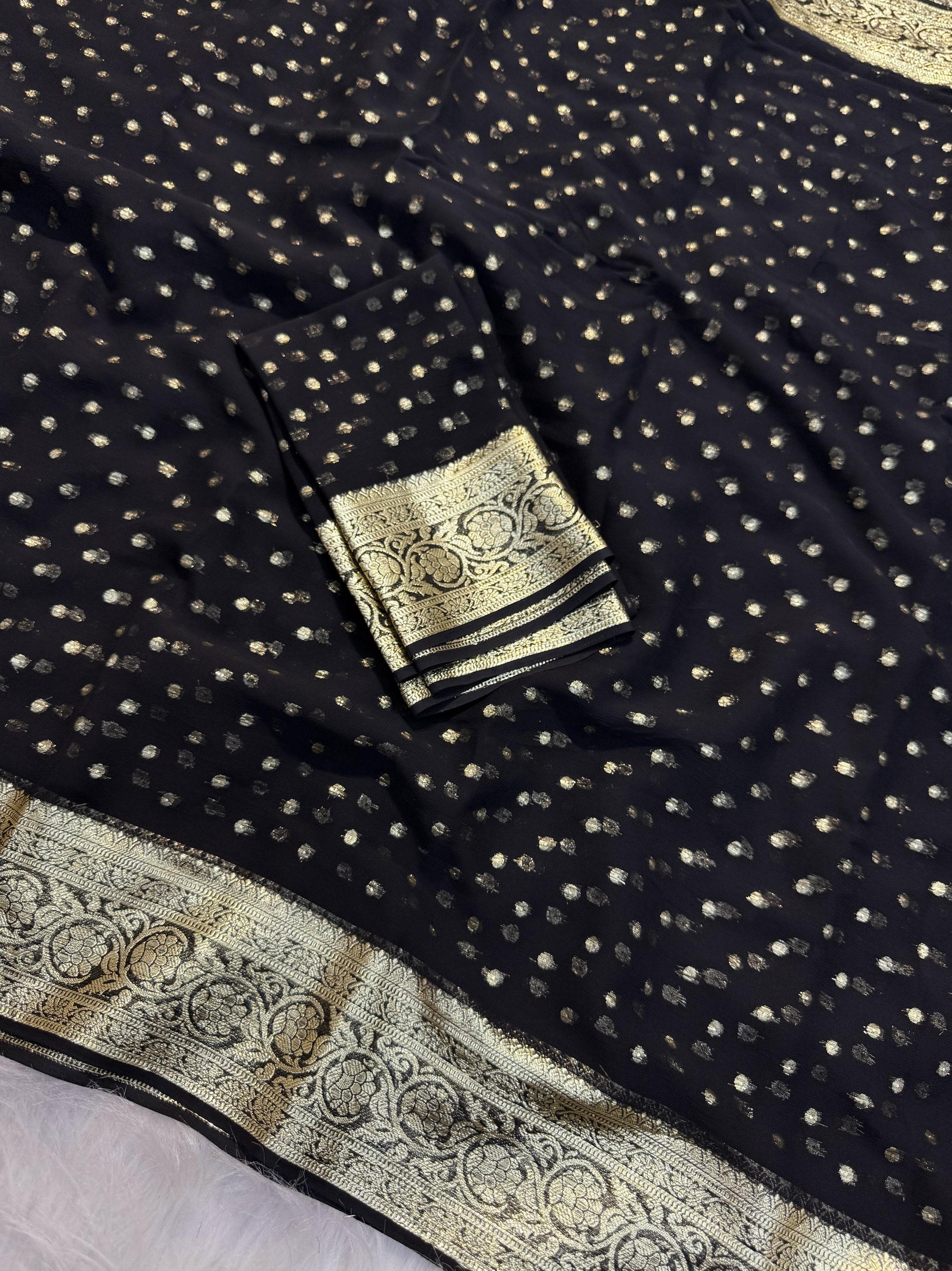 PREMIUM BLACK SHADE PURE VISCOE SILK SAREE WITH ZARI BOOTI WEAVE ALL OVER THE BODY