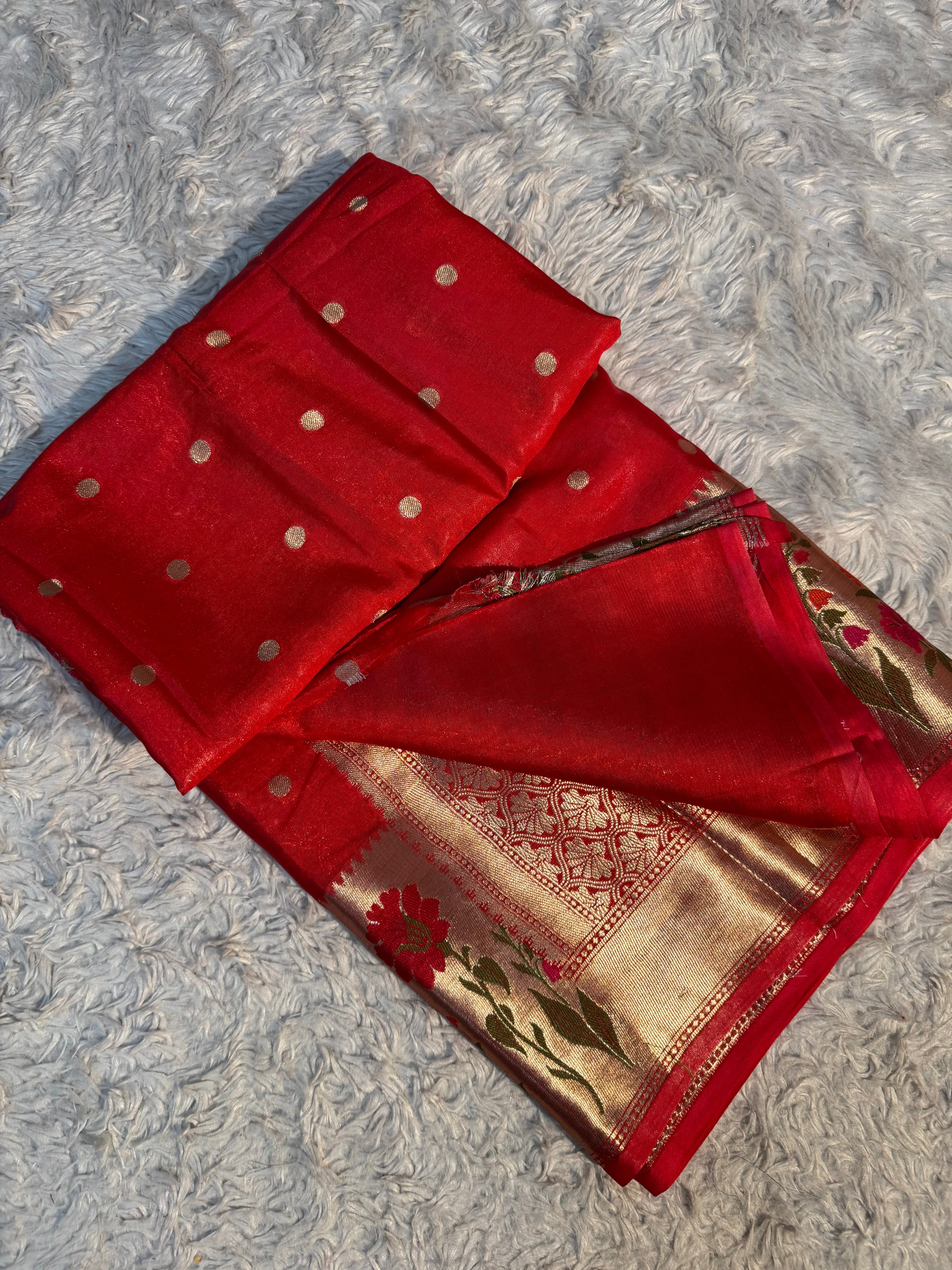 RED SHADE BEAUTIFUL SOFT WARM SILK SAREE