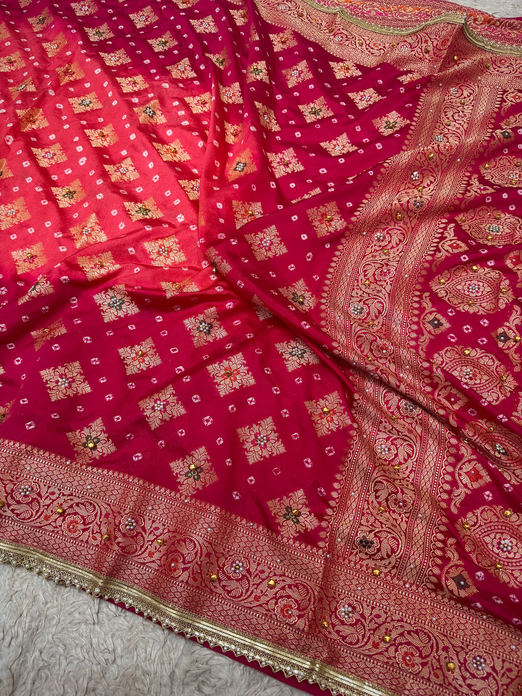 EXCLUSIVE VIRAL GHUNGROO X BANARASI BANDHEJ SAREE