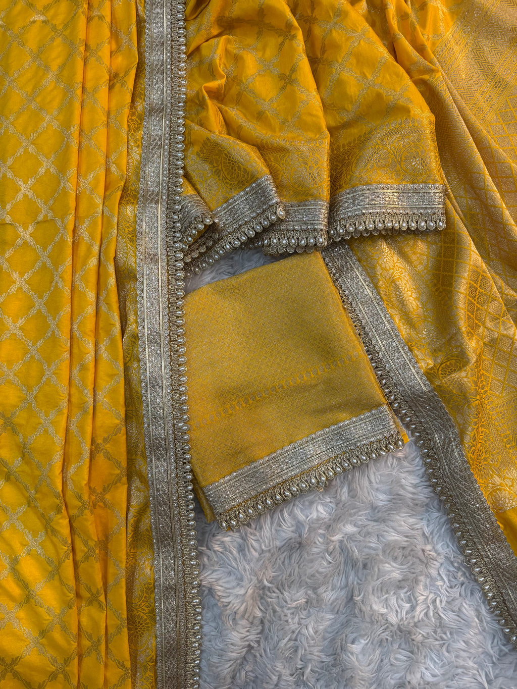 PREMIUM YELLOW SHADE GEORGETTE KATAN SILK SAREE WITH MOTI LACE ATTACHED