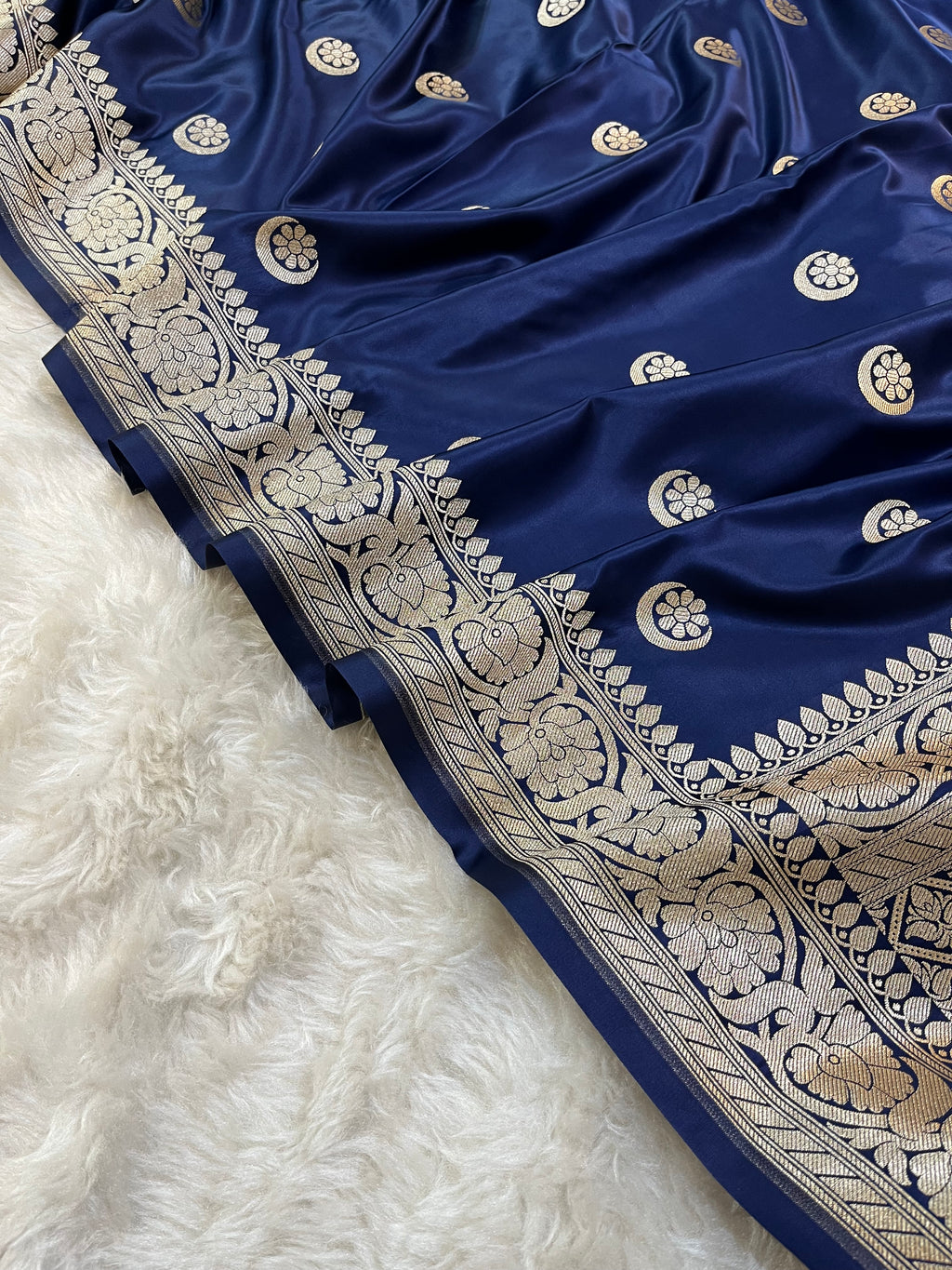 PREMIUM NEVY BLUE SHADE SATIN MASHRU KATAN SILK SAREE