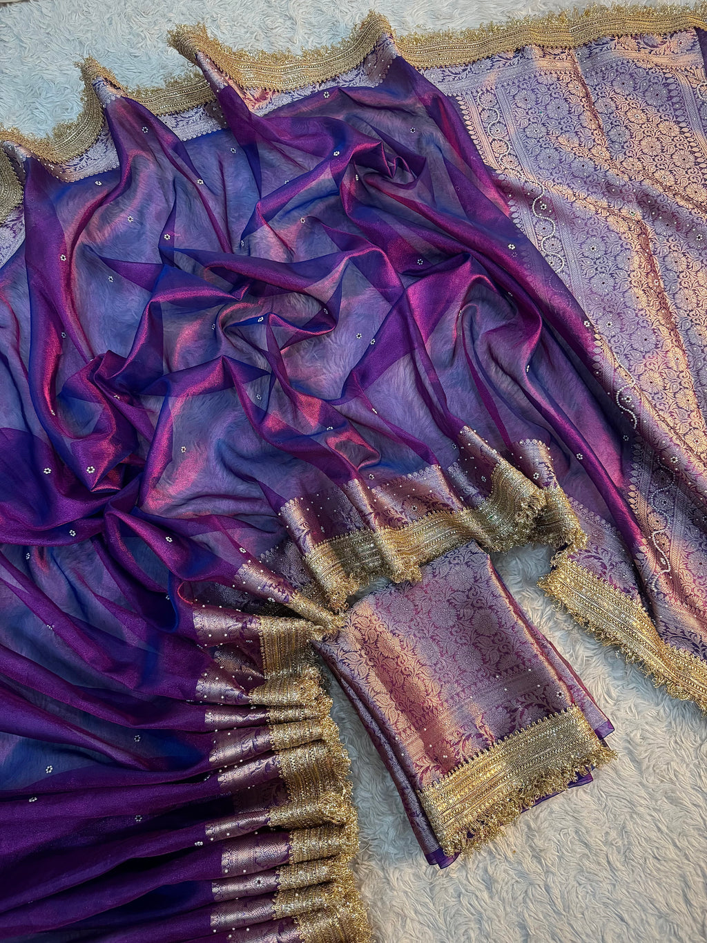 LUXURIOUS BAIGANI DUAL SHADE SOFT TISSUE SILK SAREE HAND STONE WORK WITH LACE ATTACHED