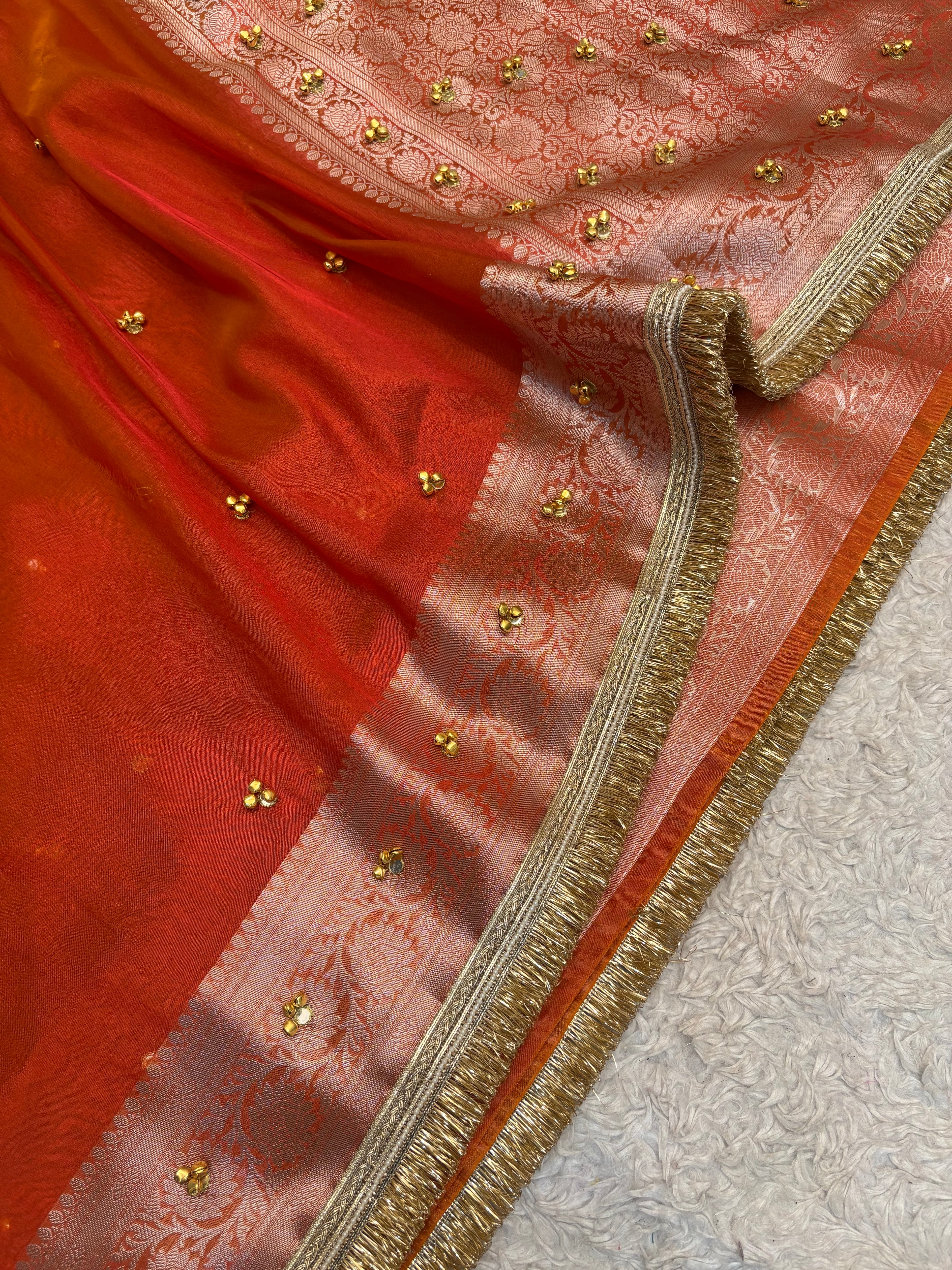 PREMIUM RUST SHADE GHUNGROO WORK SOFT BANARASI TISSUE SILK DESIGNER SAREE