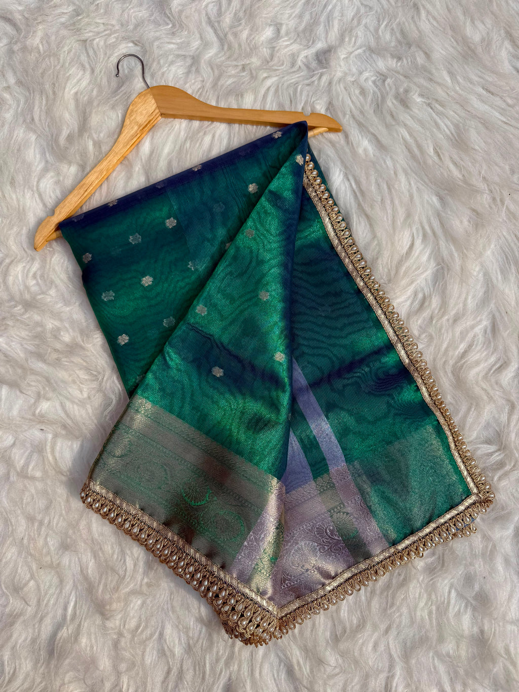 PREMIUM PEACOCK DESIGNER TISSUE SILK BOOTI SAREE WITH LACE ATTACHED (Copy)