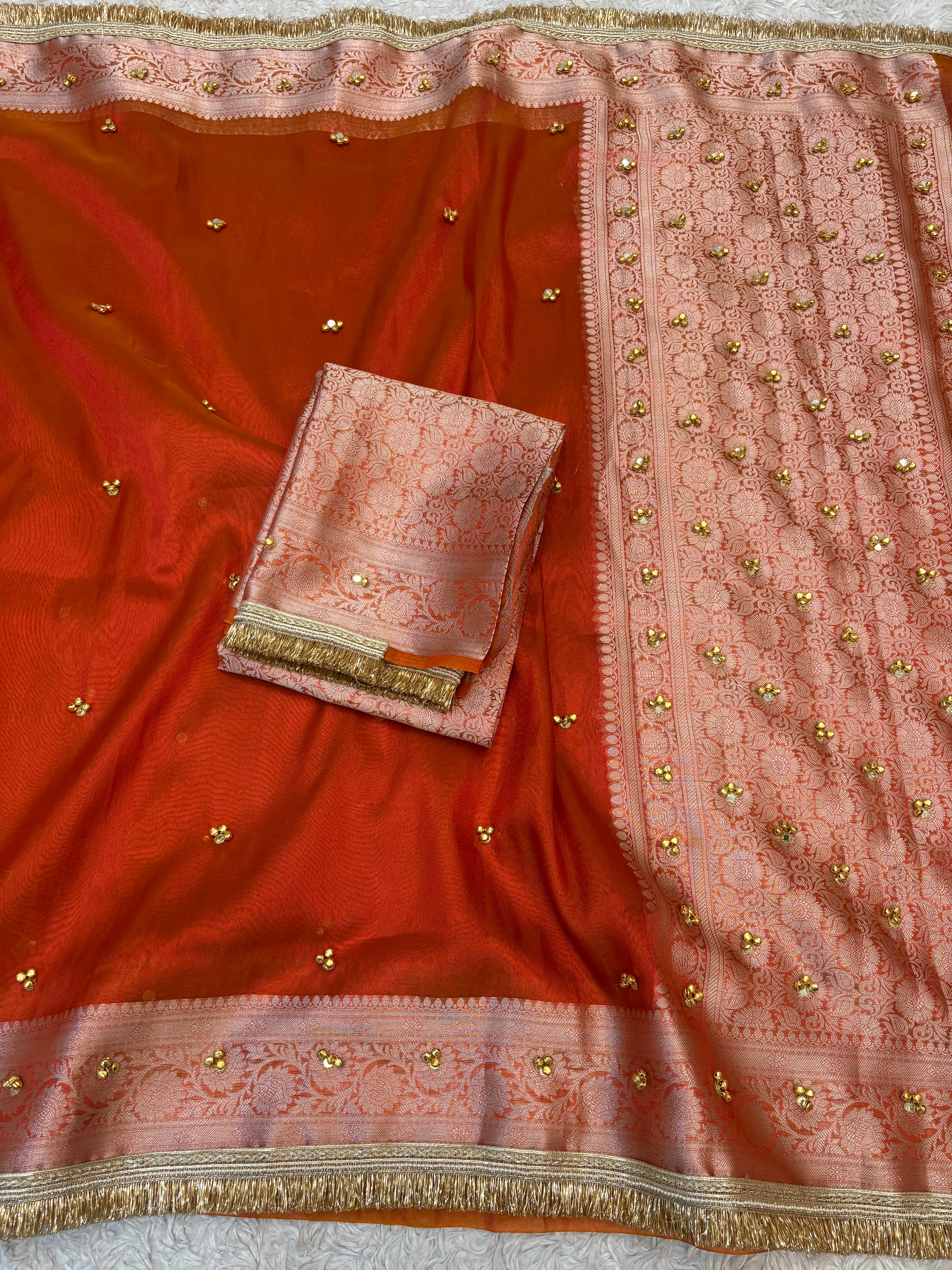 PREMIUM RUST SHADE GHUNGROO WORK SOFT BANARASI TISSUE SILK DESIGNER SAREE