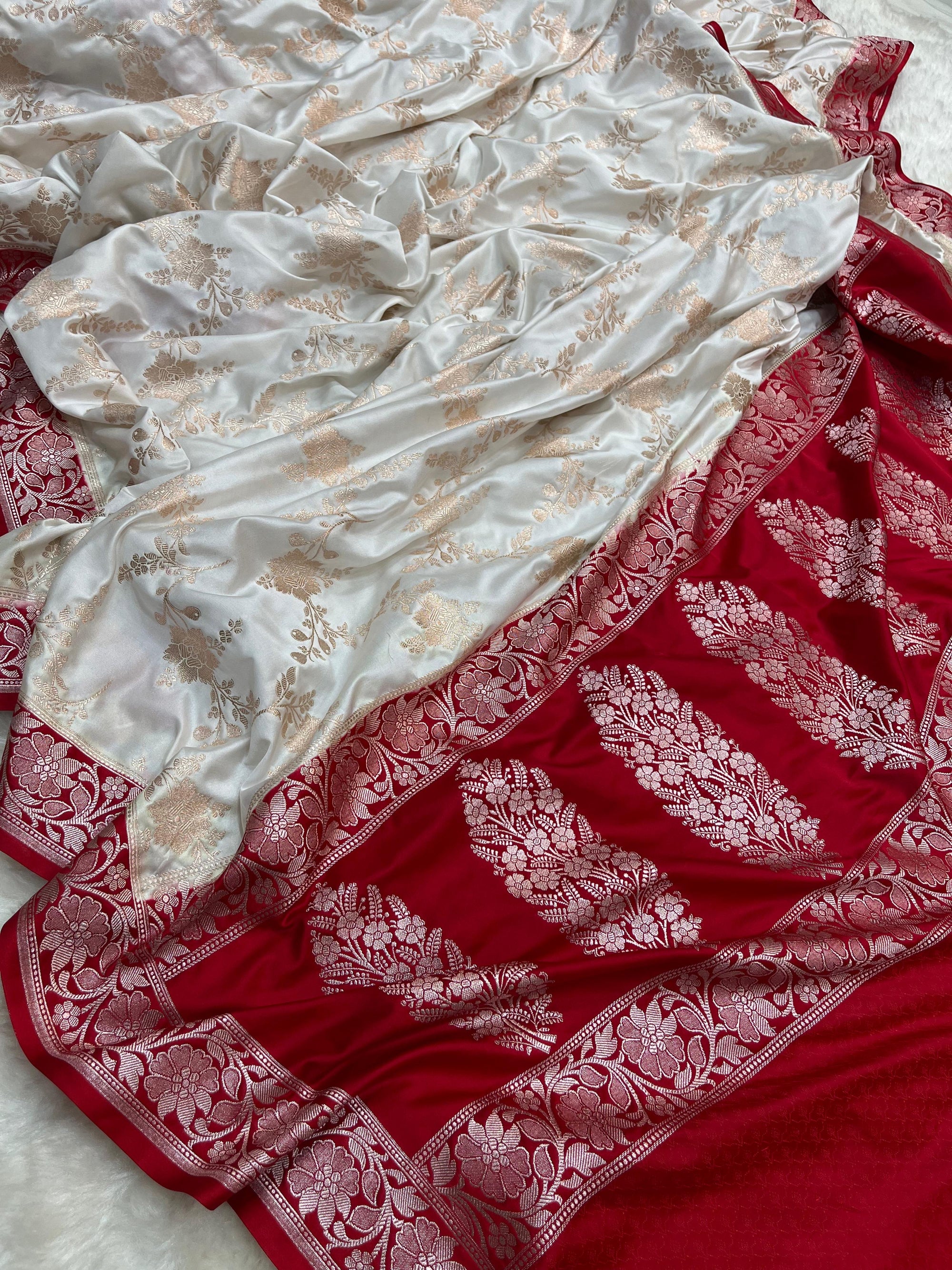 PREMIUM WHITE AND RED SHADE SATIN MASHRU KATAN SILK SAREE