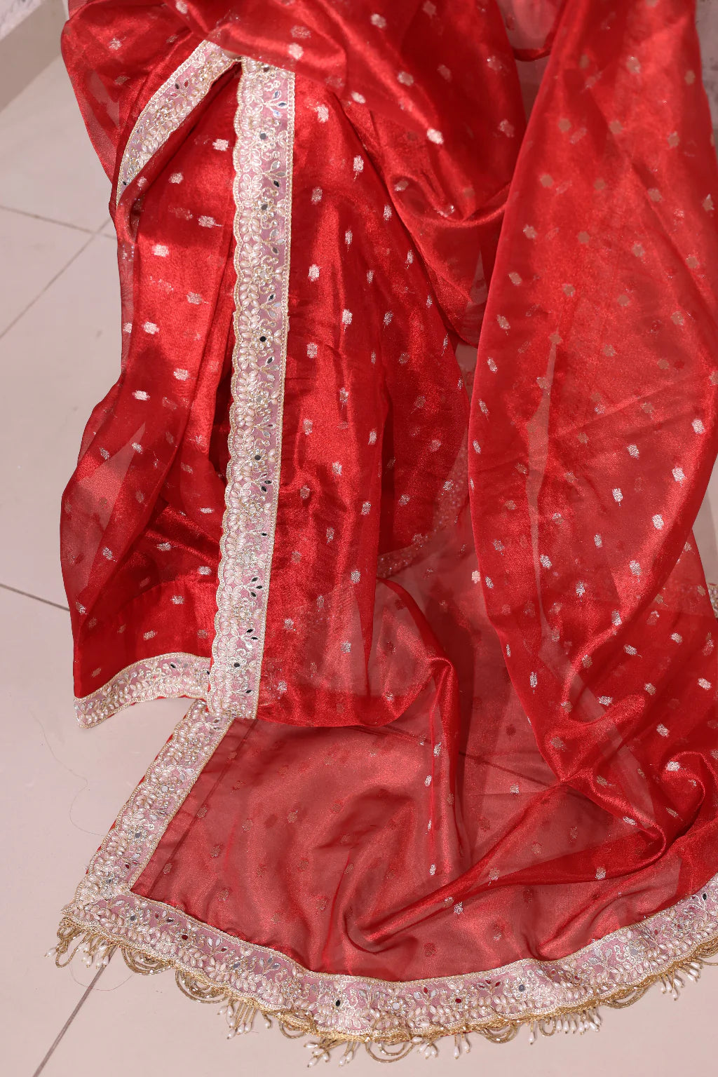 PREMIUM BRIDAL RED SHADE DESIGNER SOFT TISSUE SILK BOOTI SAREE WITH MOTI LACE ATTACHED