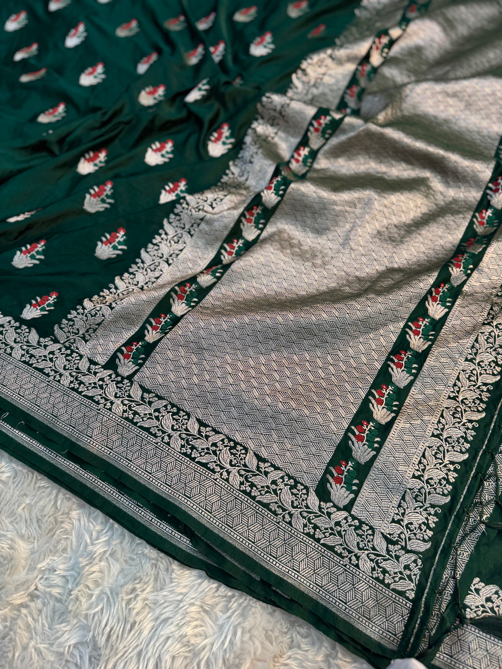 PREMIUM BRIDAL RED SHADE SATIN MASHRU KATAN SILK SAREE