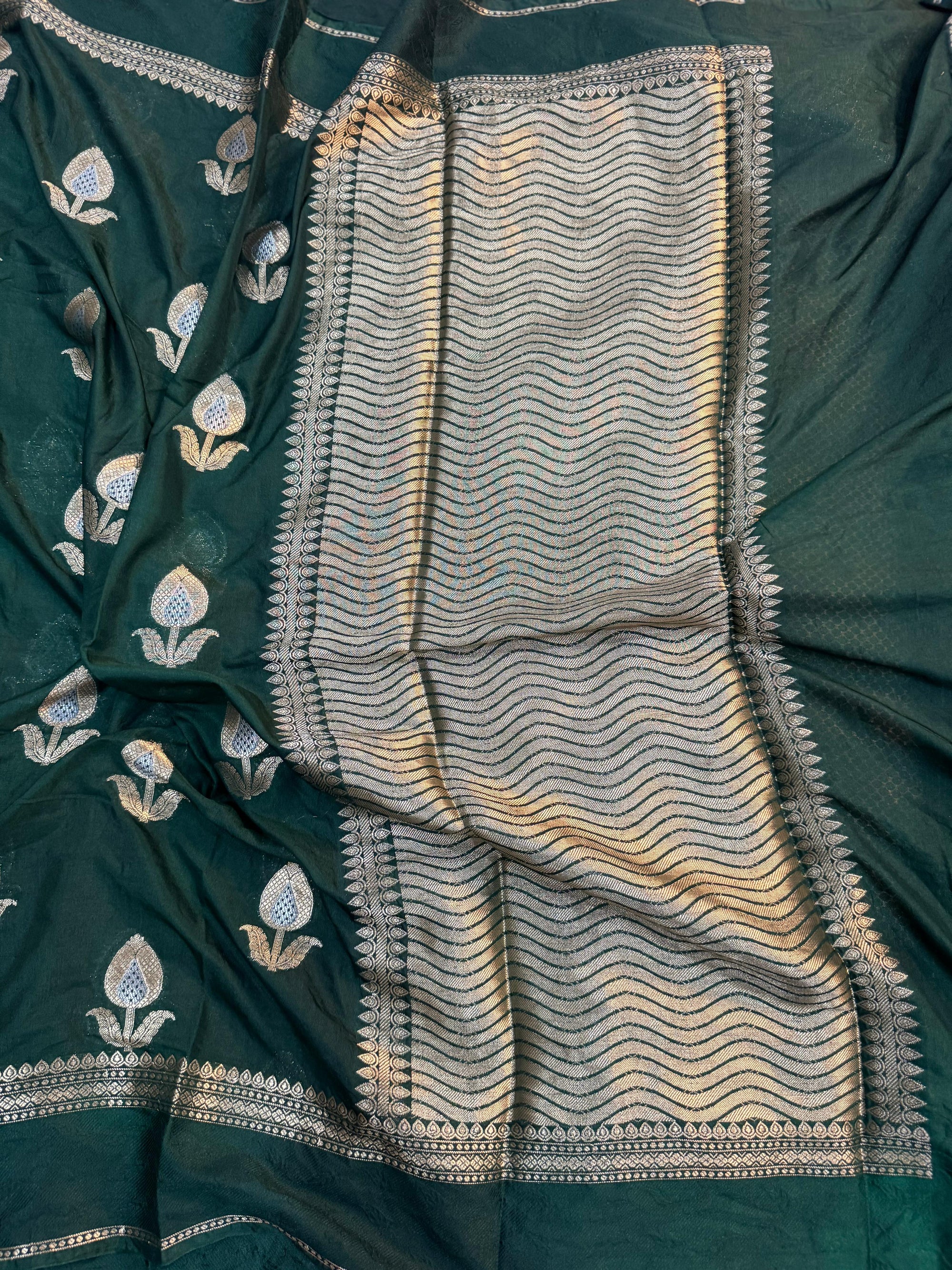 PREMIUM BOTTLE GREEN CHINIYA SILK SAREE