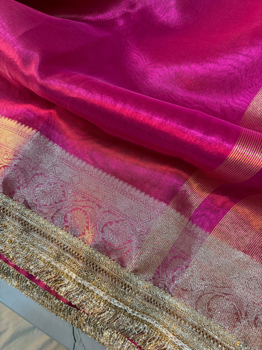 RASPBERRY PINK SHADE SOFT TISSUE SILK SAREE WIRH LACE ATTACHED