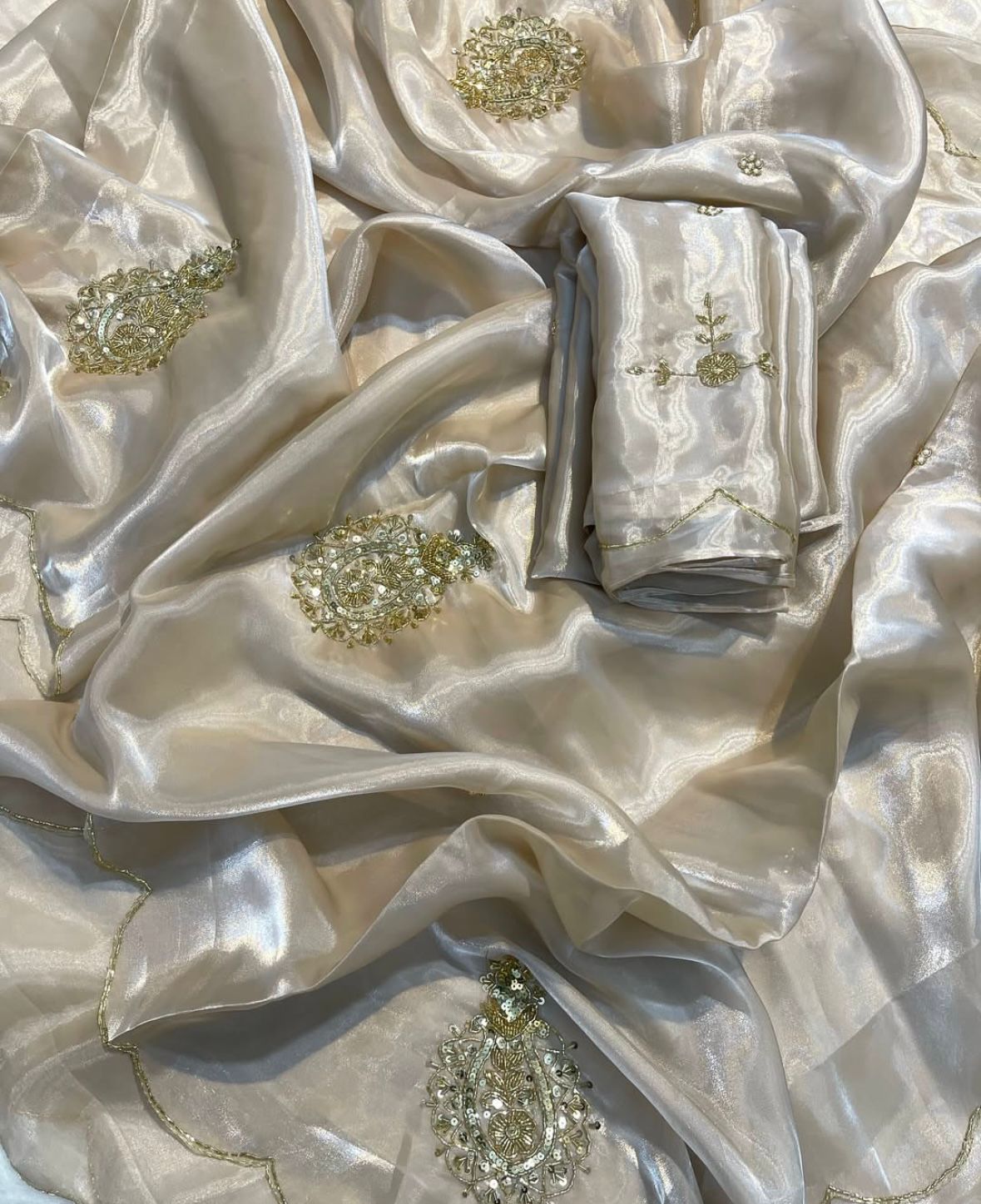 IVORY SHIMMERY TISSUE SILK HAND WORK SAREE